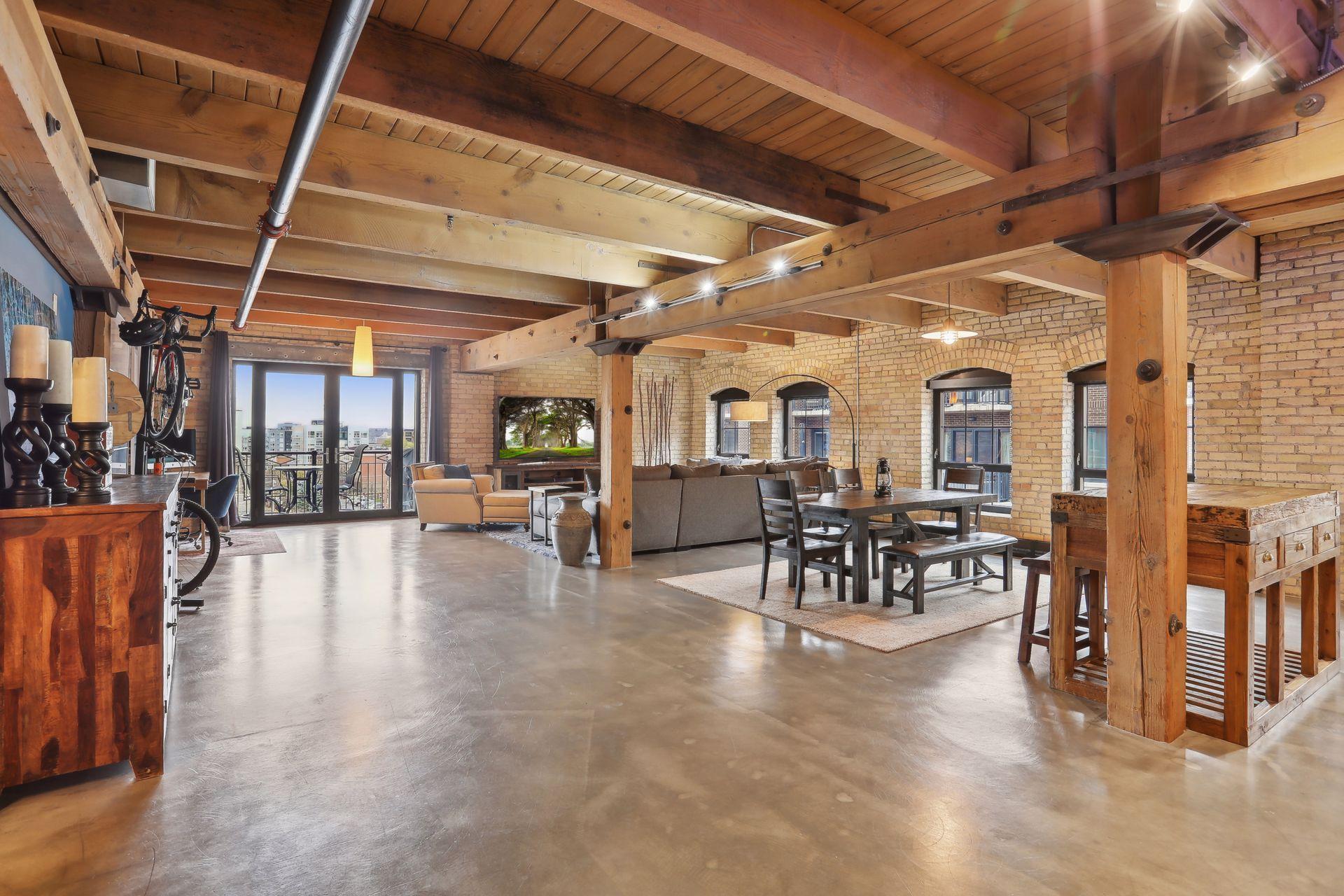 404 Washington Avenue N Unit: 510