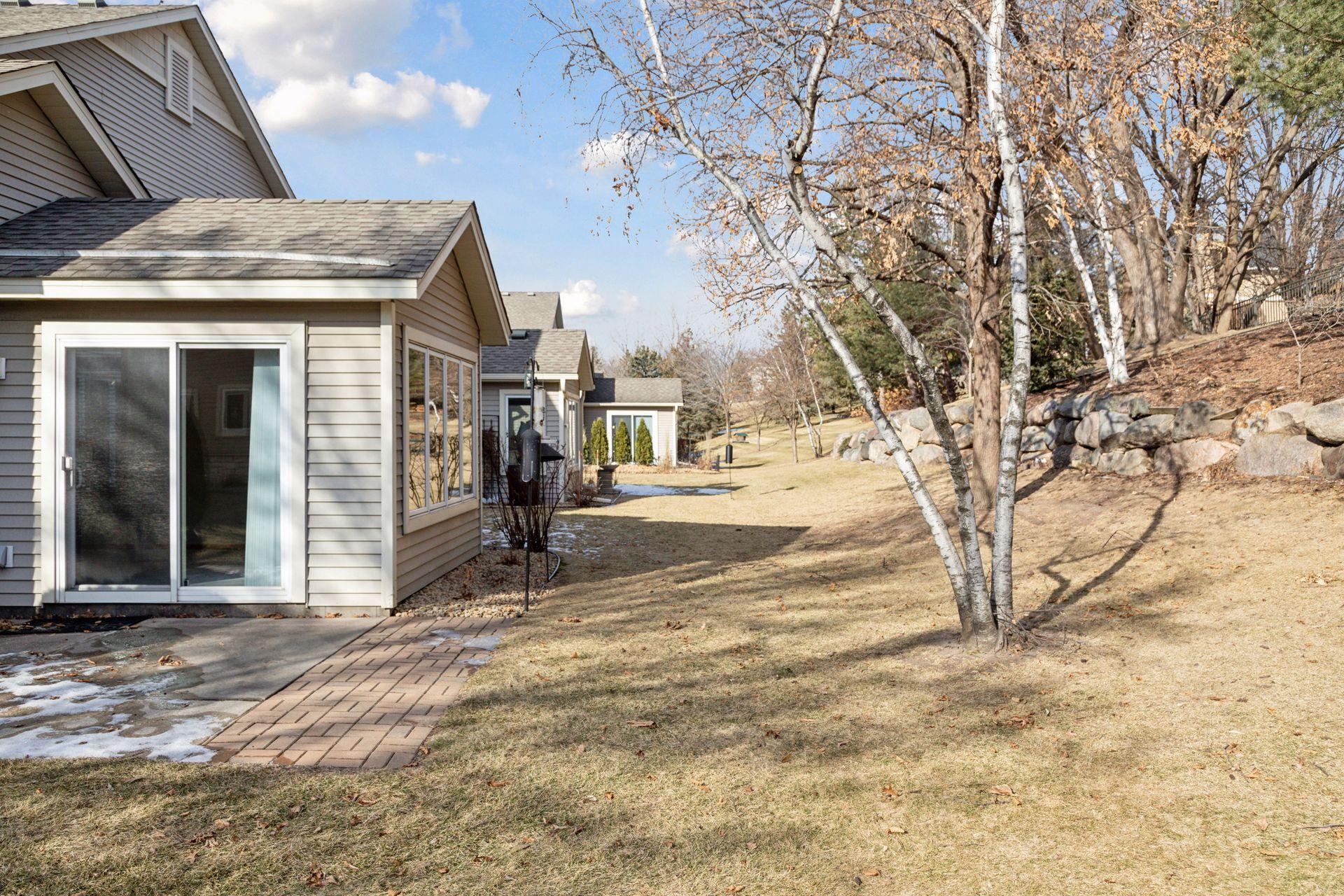 8950 Stonebrooke Trail