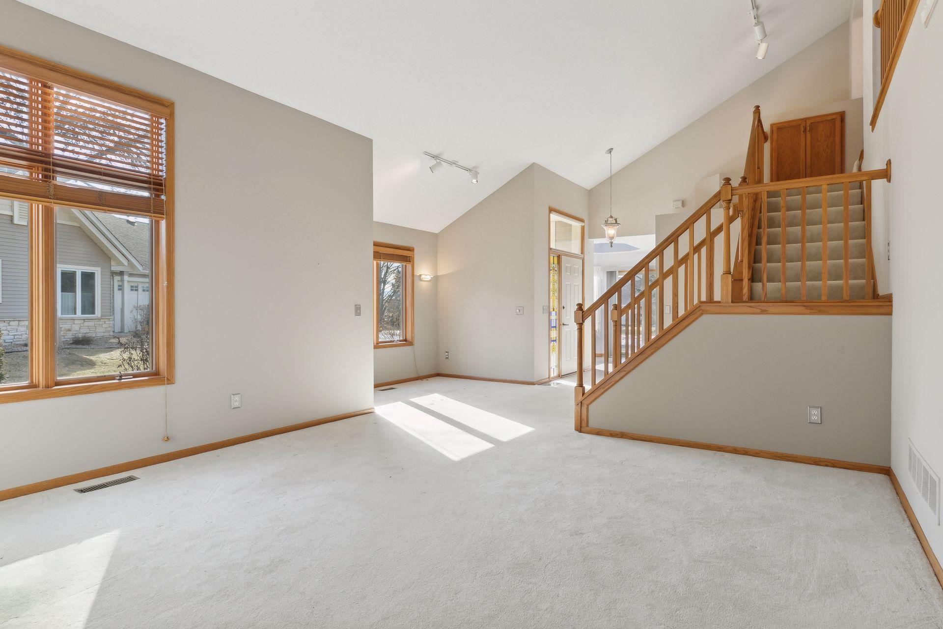 8950 Stonebrooke Trail
