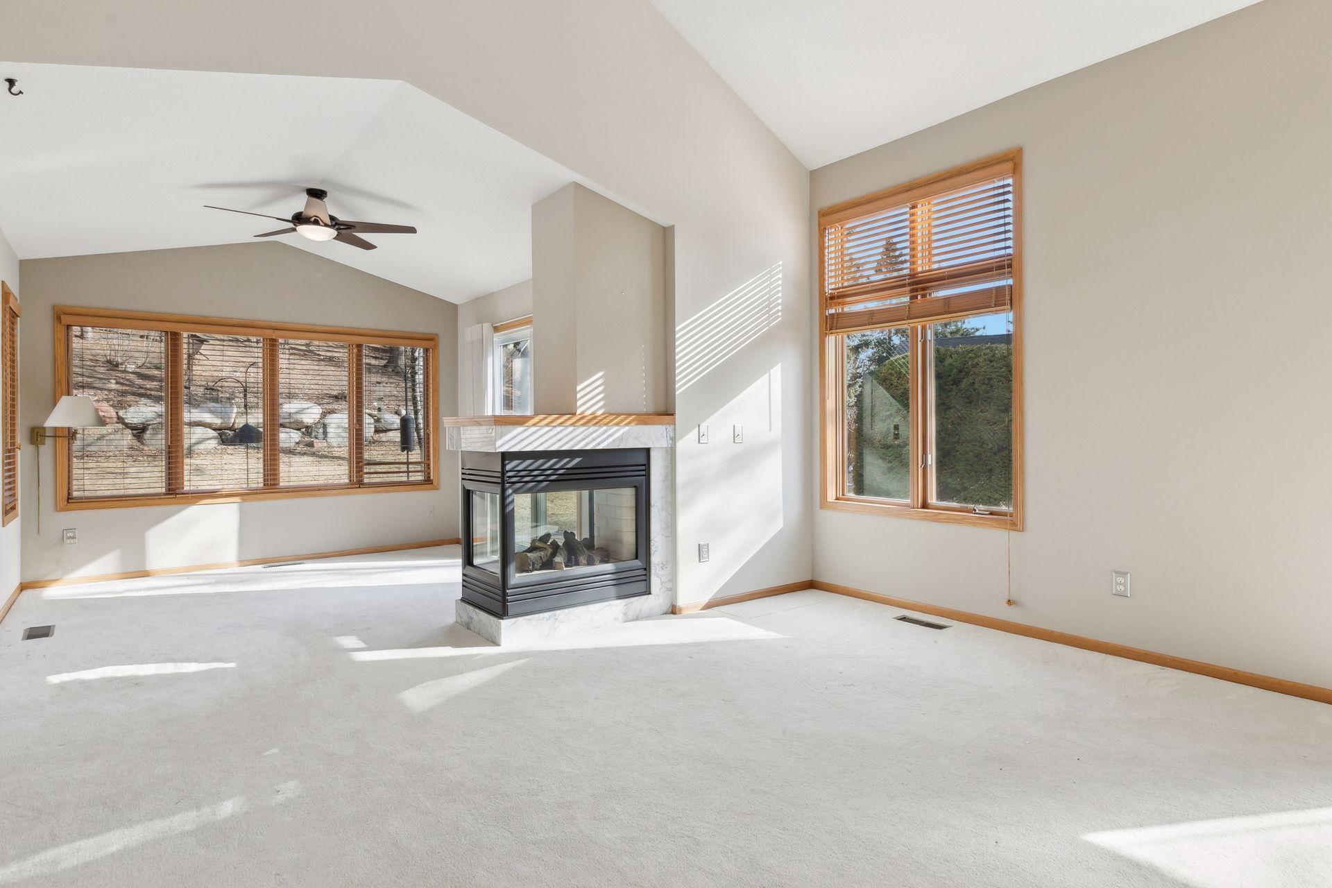 8950 Stonebrooke Trail