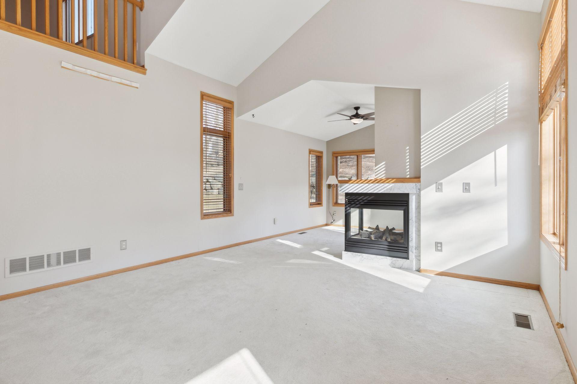 8950 Stonebrooke Trail
