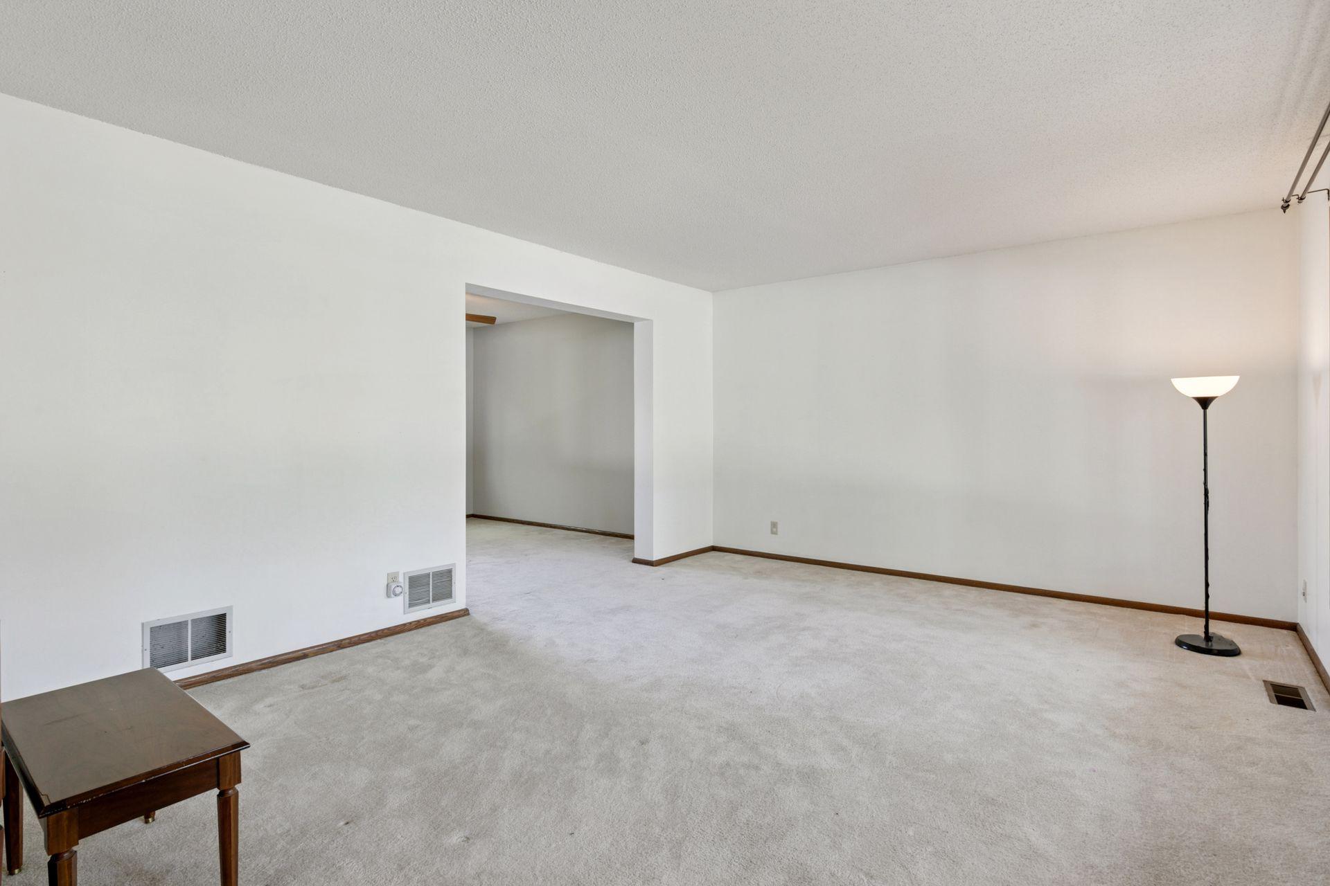 3262 Churchill Drive
