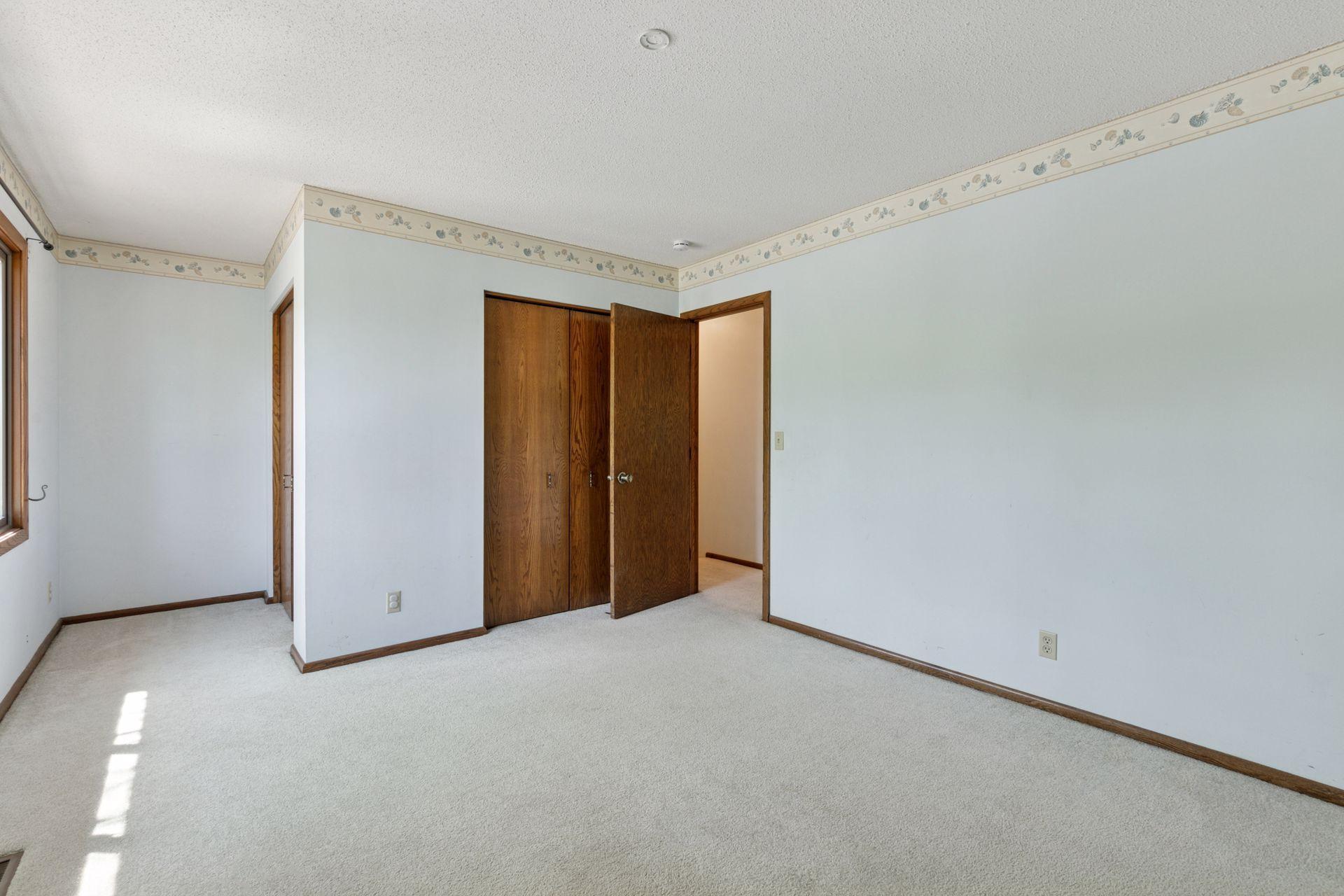 3262 Churchill Drive