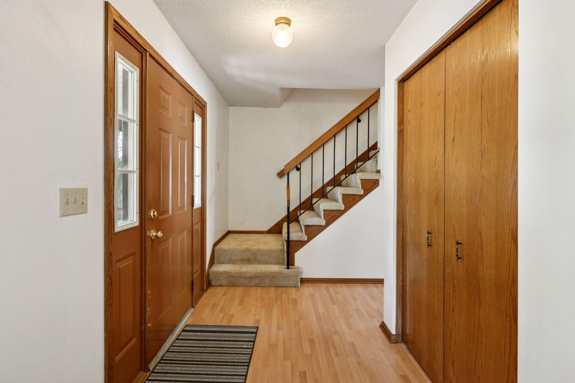3262 Churchill Drive