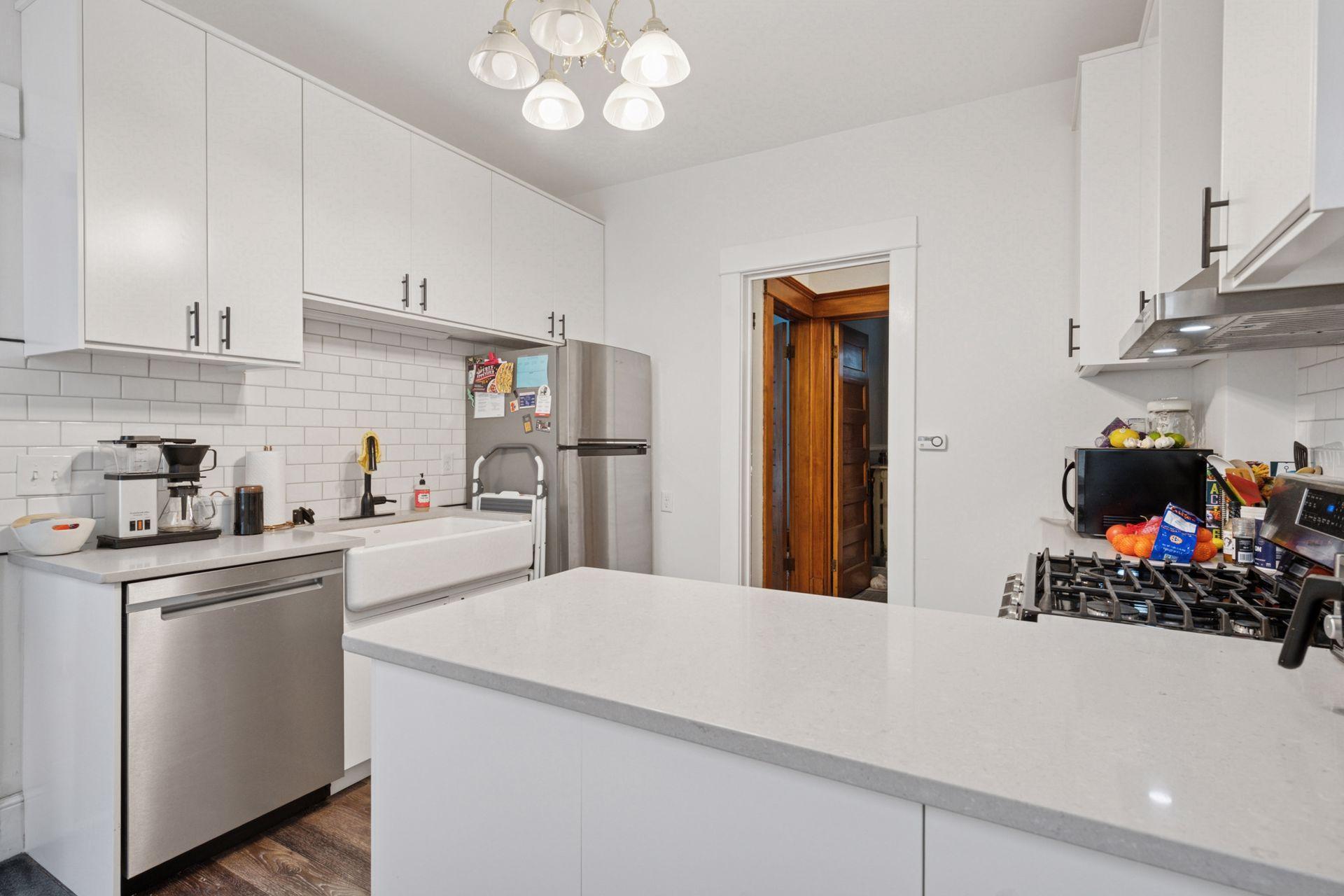 2519 E 22nd Street