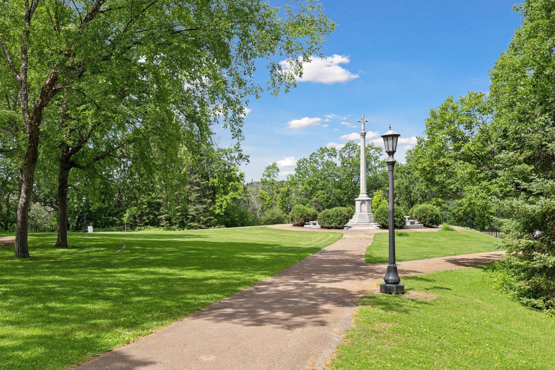 104 Mississippi River Boulevard N