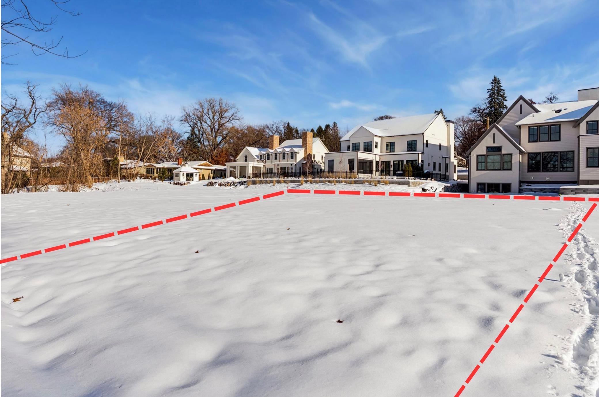 104 Mississippi River Boulevard N