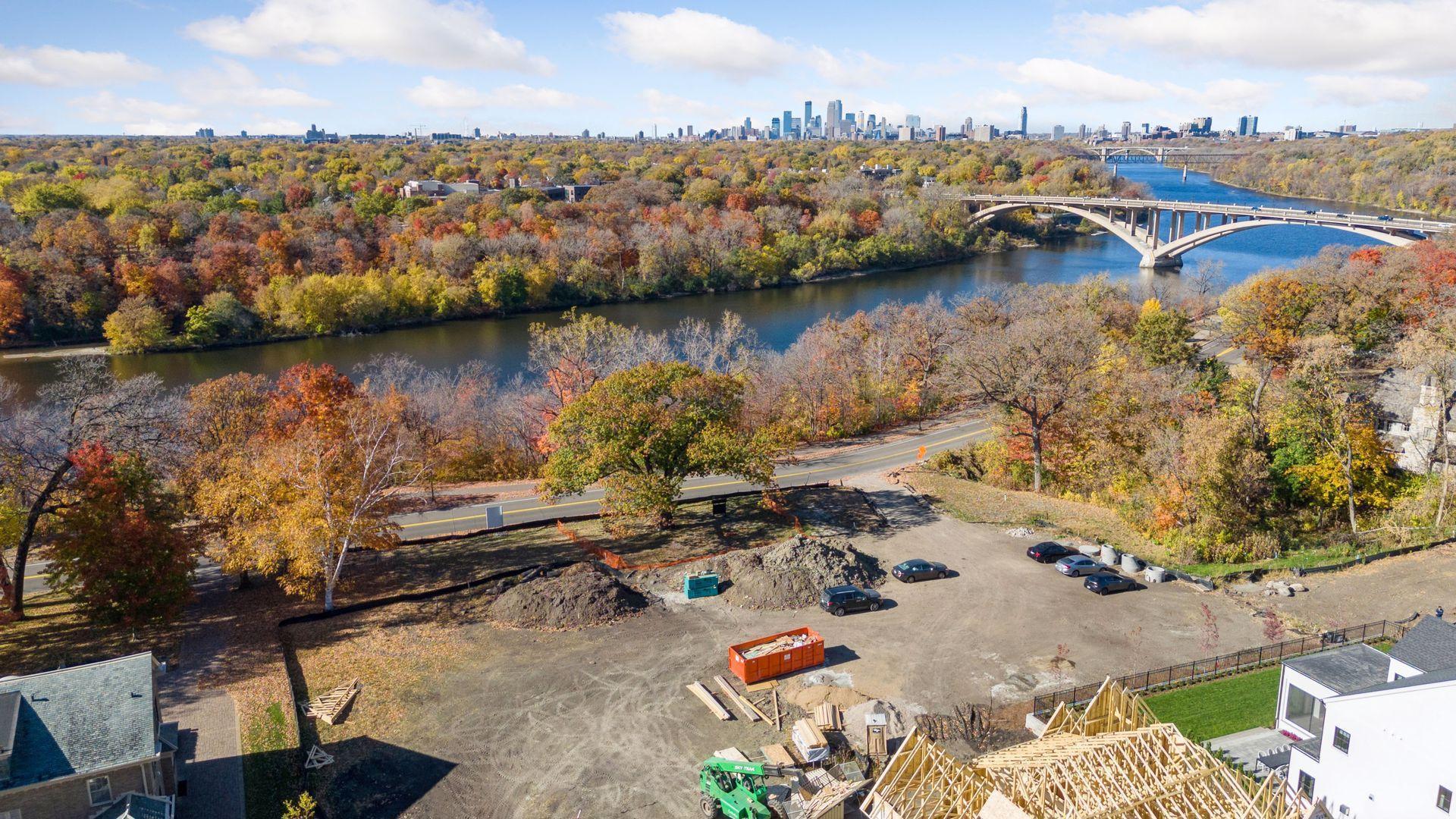 110 Mississippi River Boulevard N