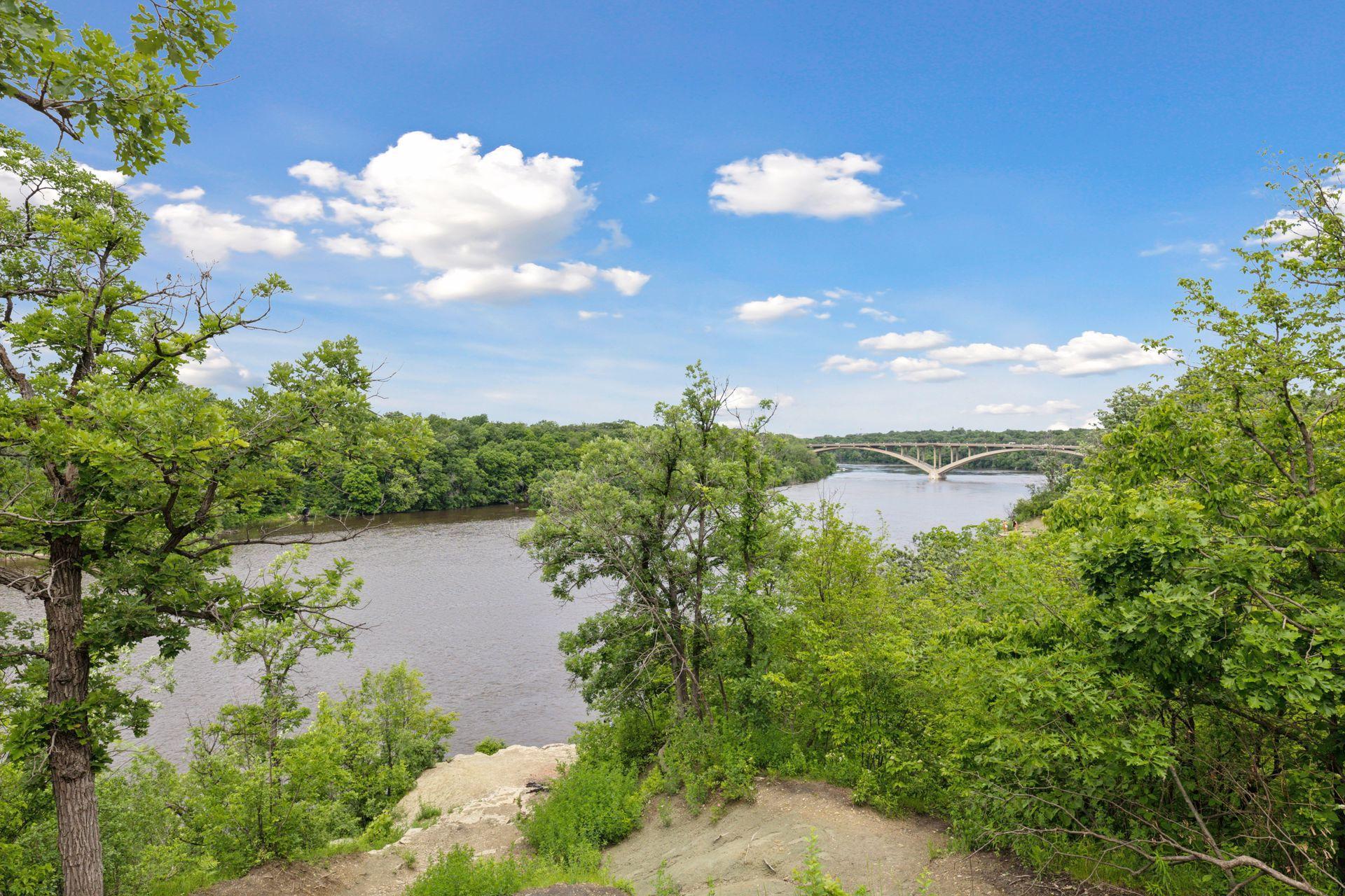 110 Mississippi River Boulevard N