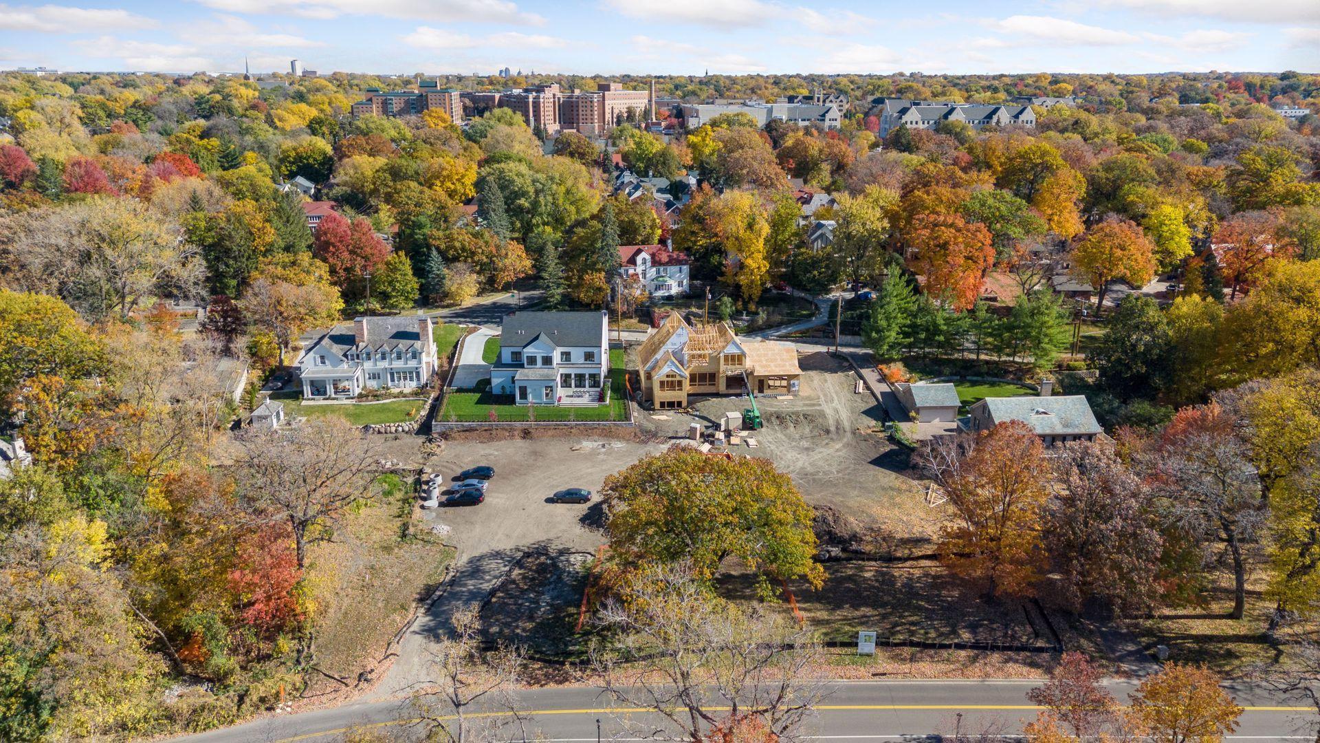 110 Mississippi River Boulevard N