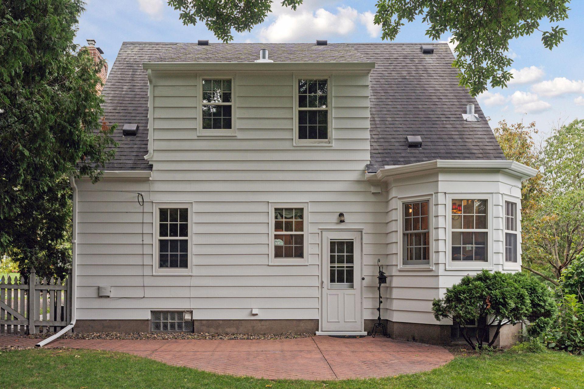 1919 Highland Parkway