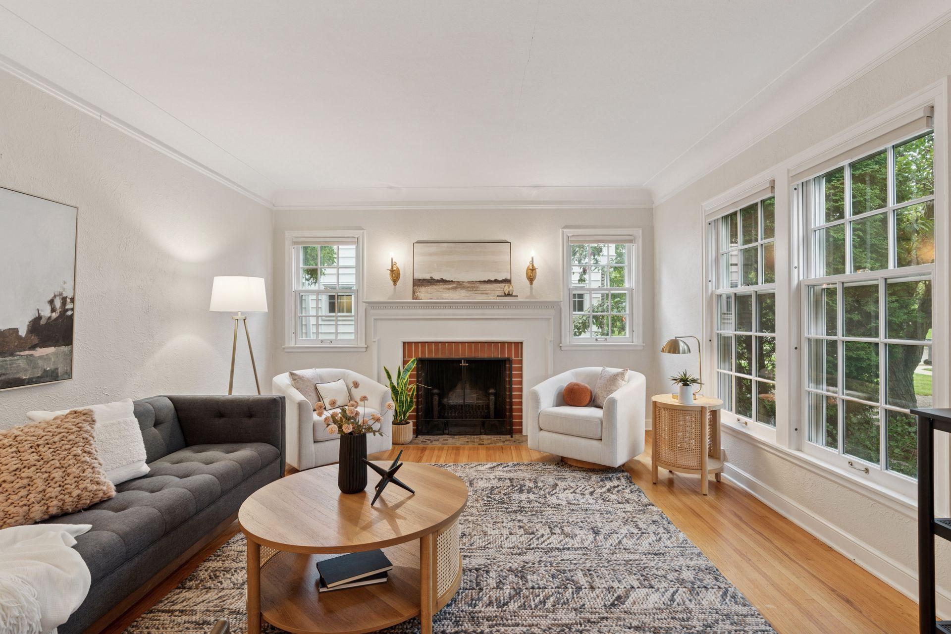 1919 Highland Parkway