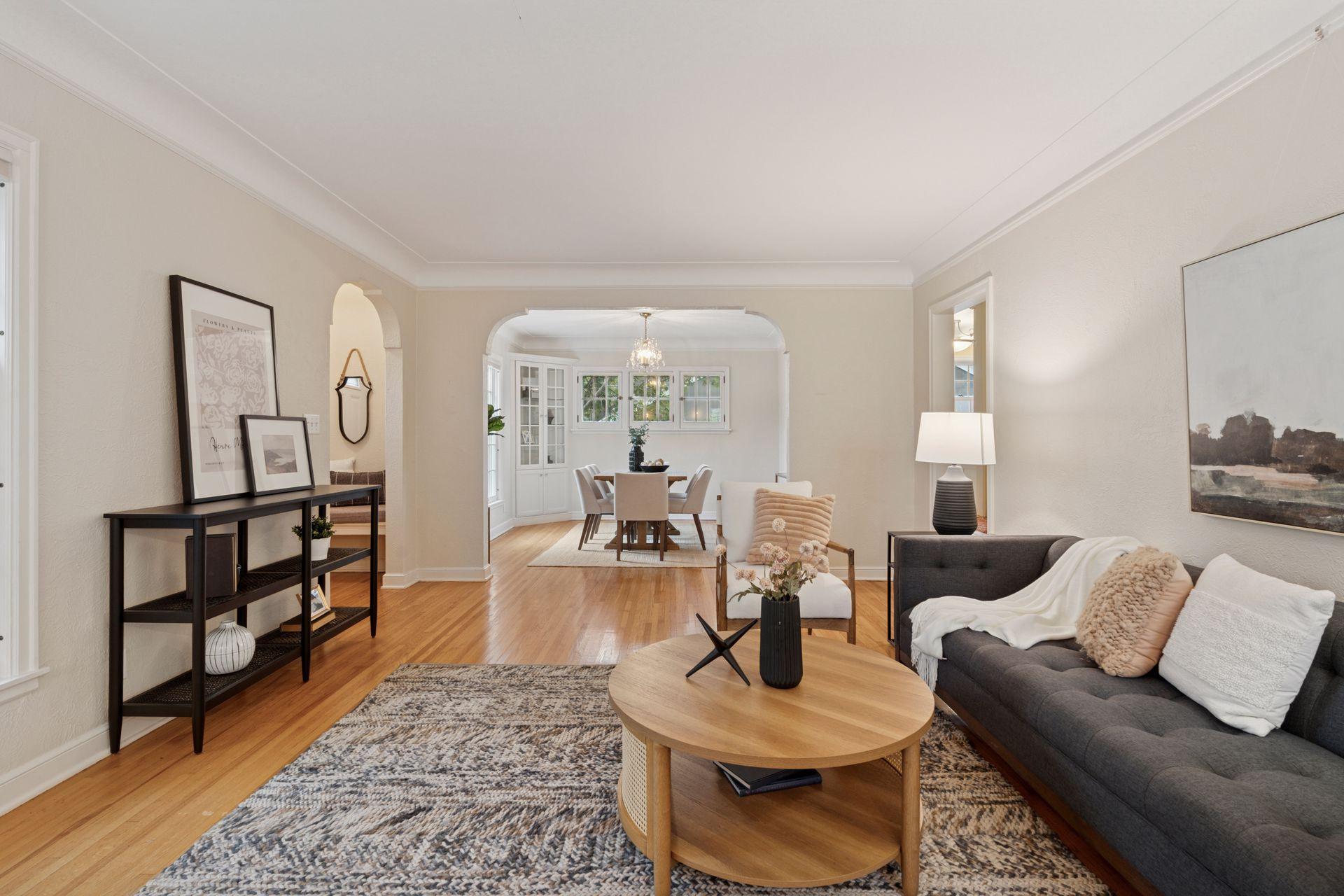 1919 Highland Parkway