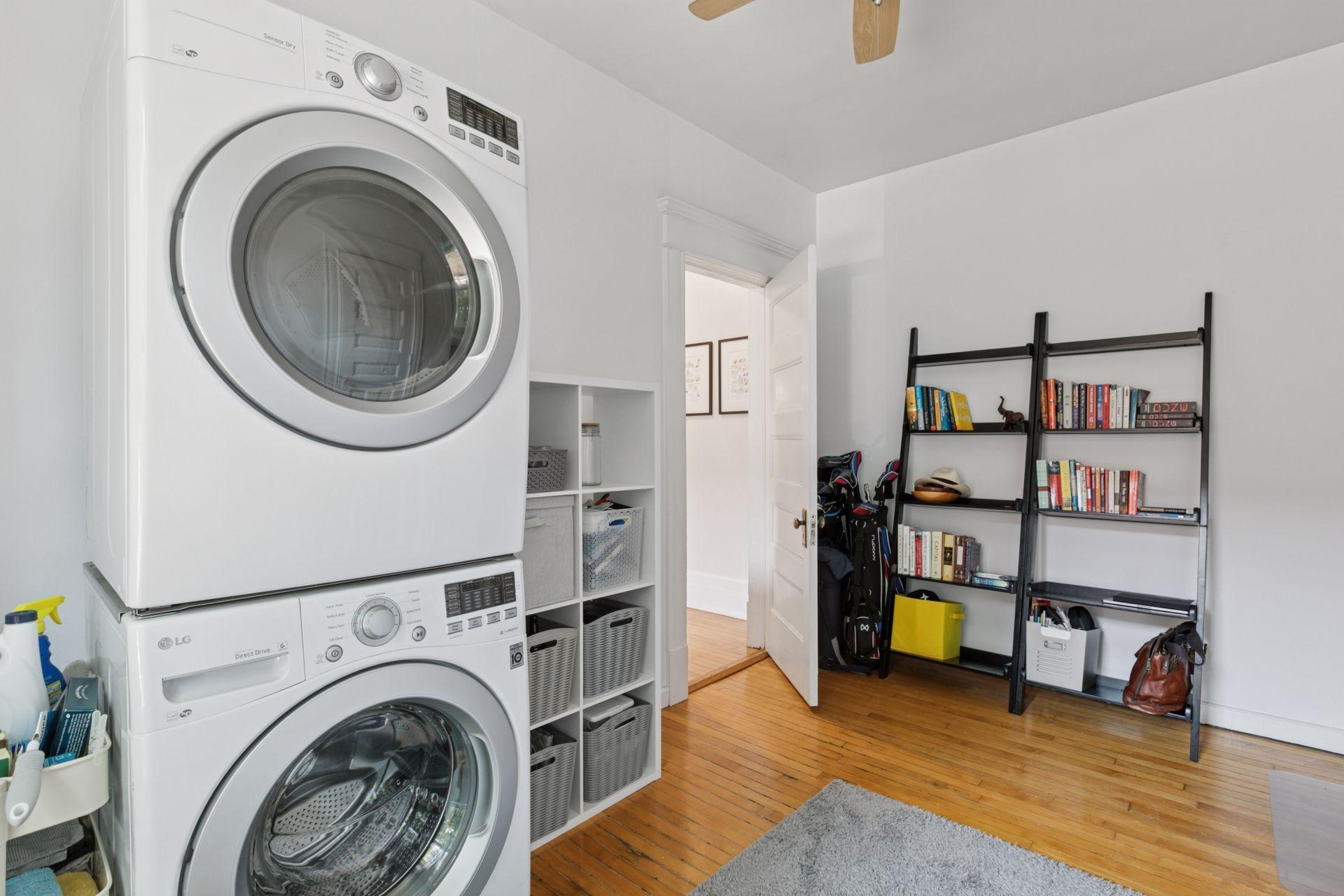 115 Western Avenue N Unit: 1N