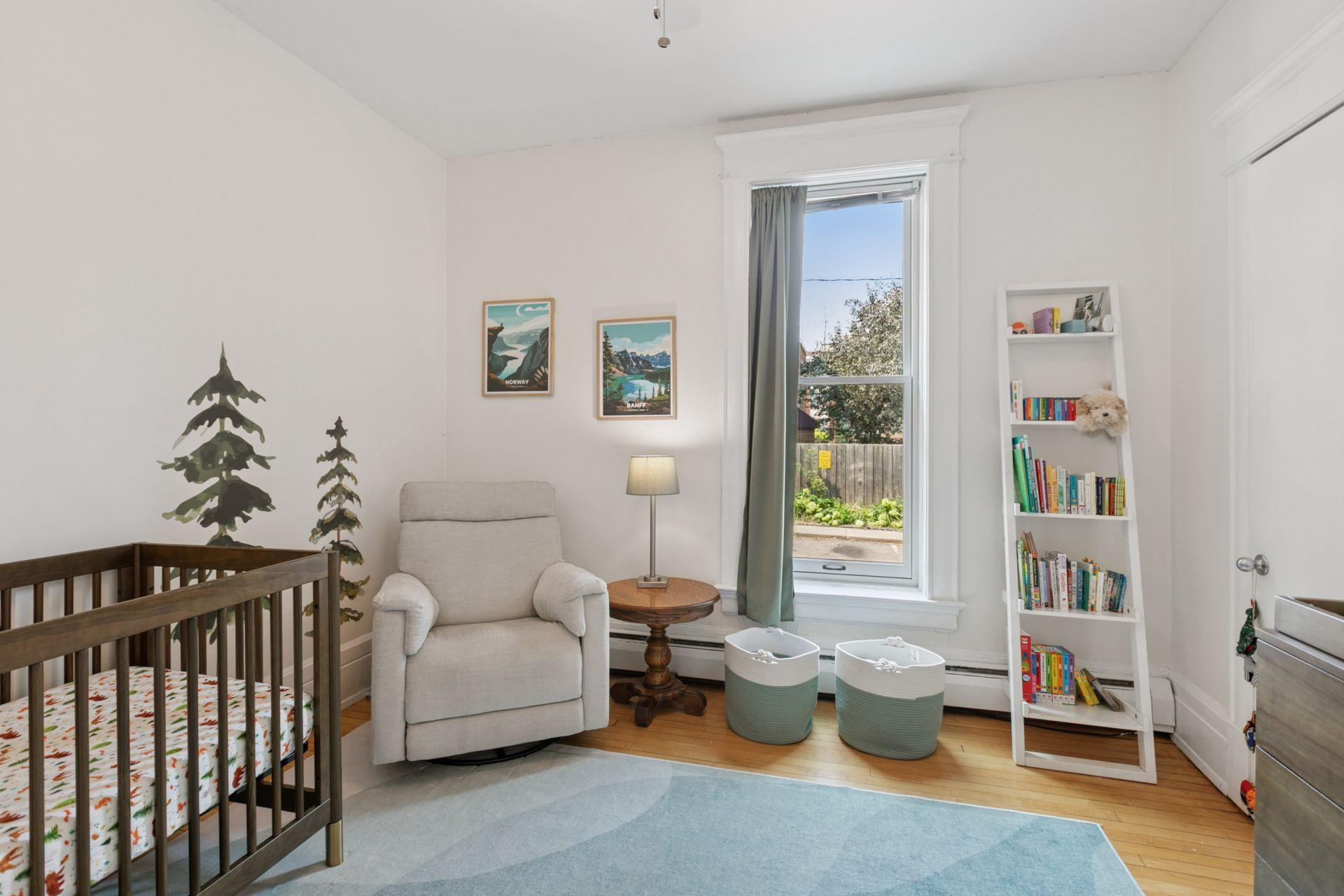 115 Western Avenue N Unit: 1N