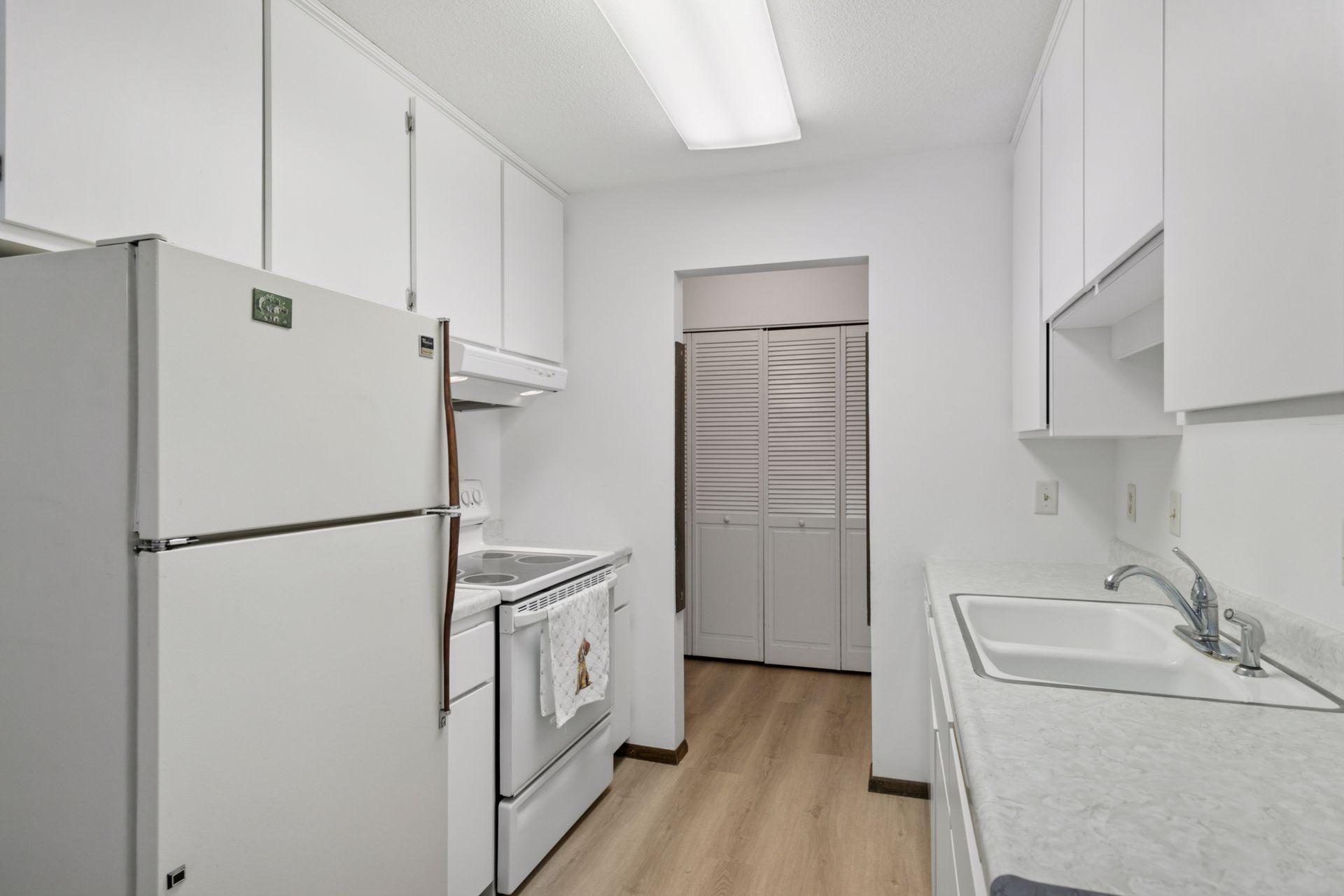 4360 Brookside Court Unit: 310