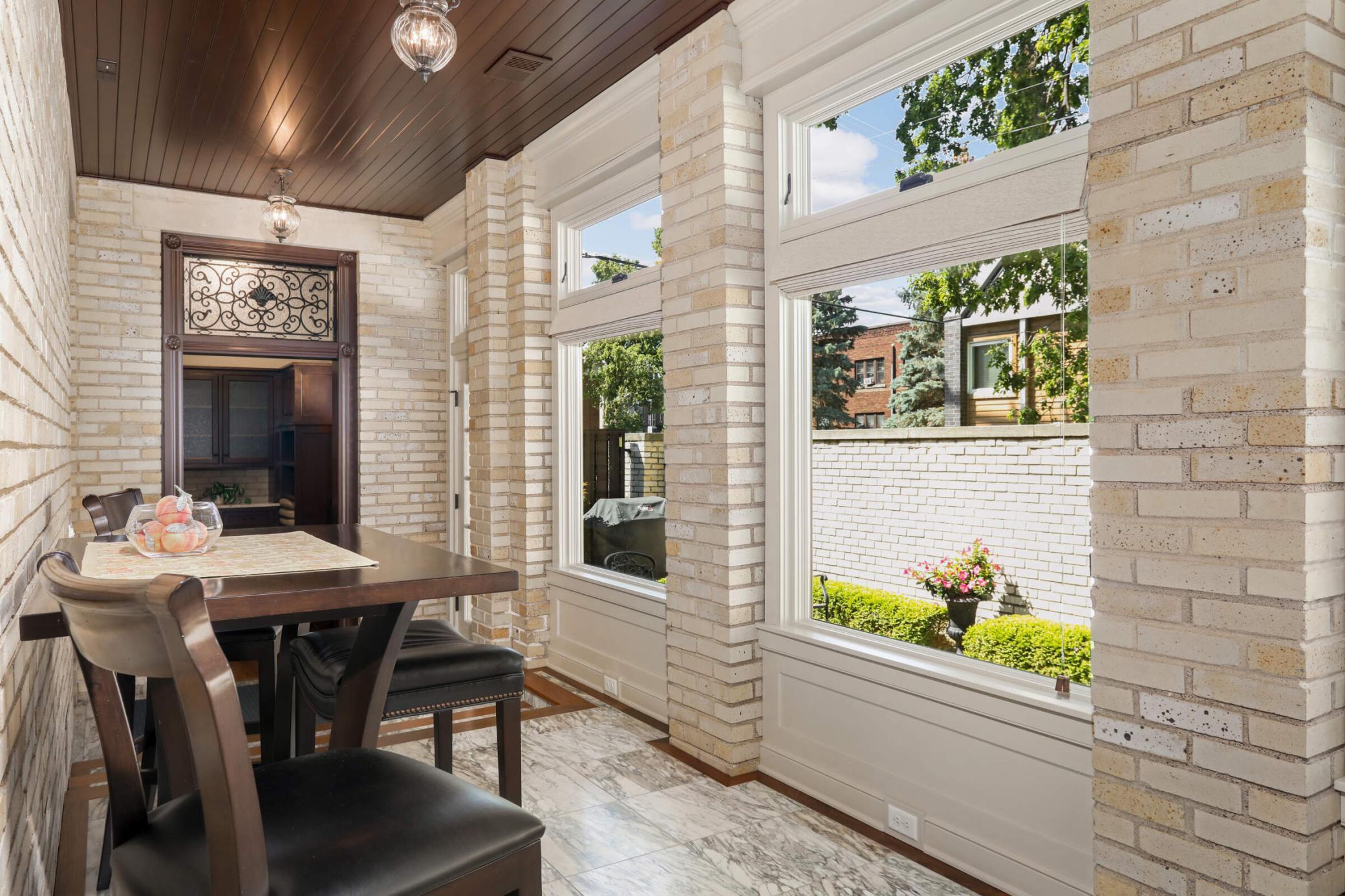 21 Avon Street S Unit: 21