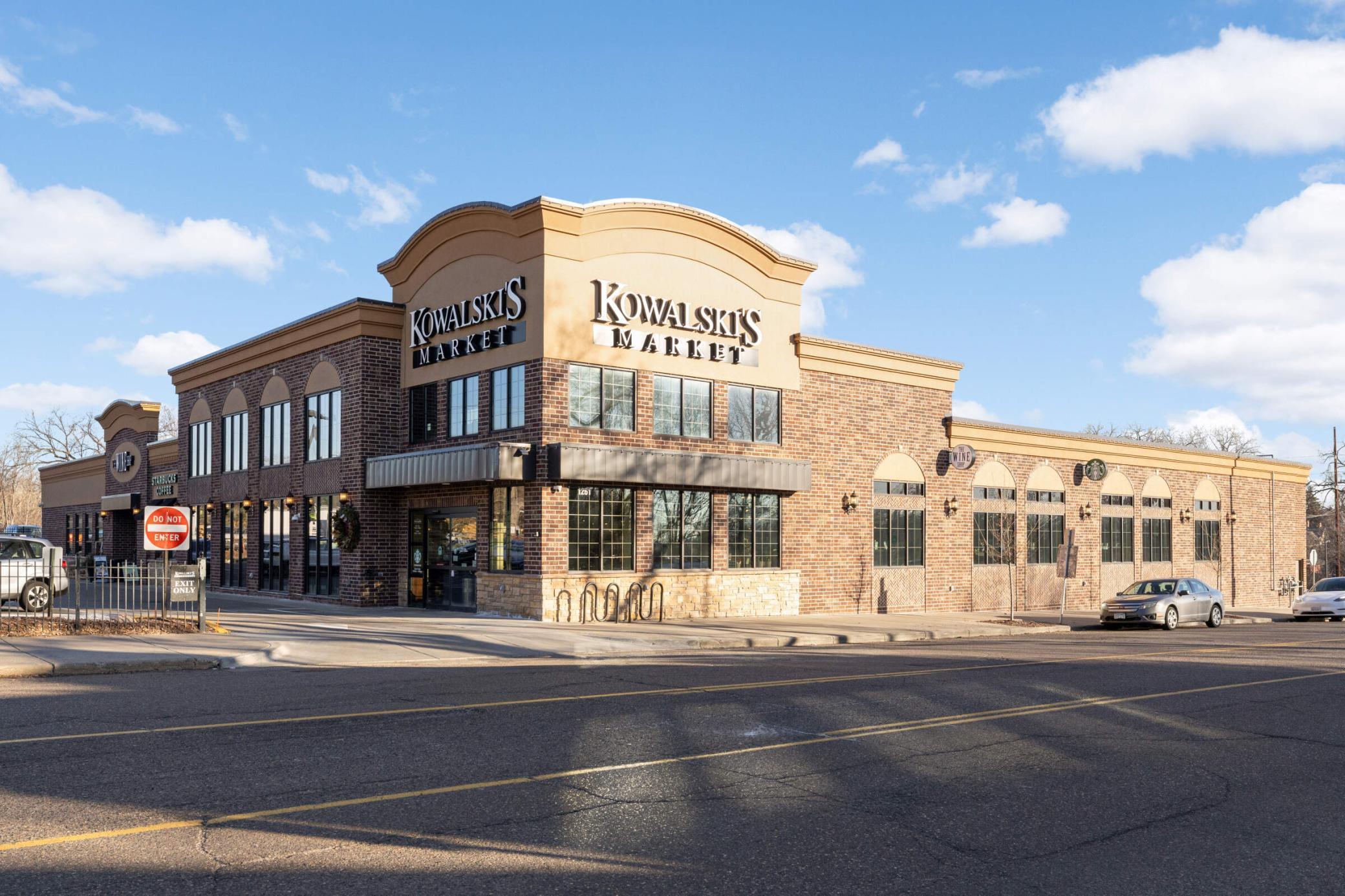 21 Avon Street S Unit: 21