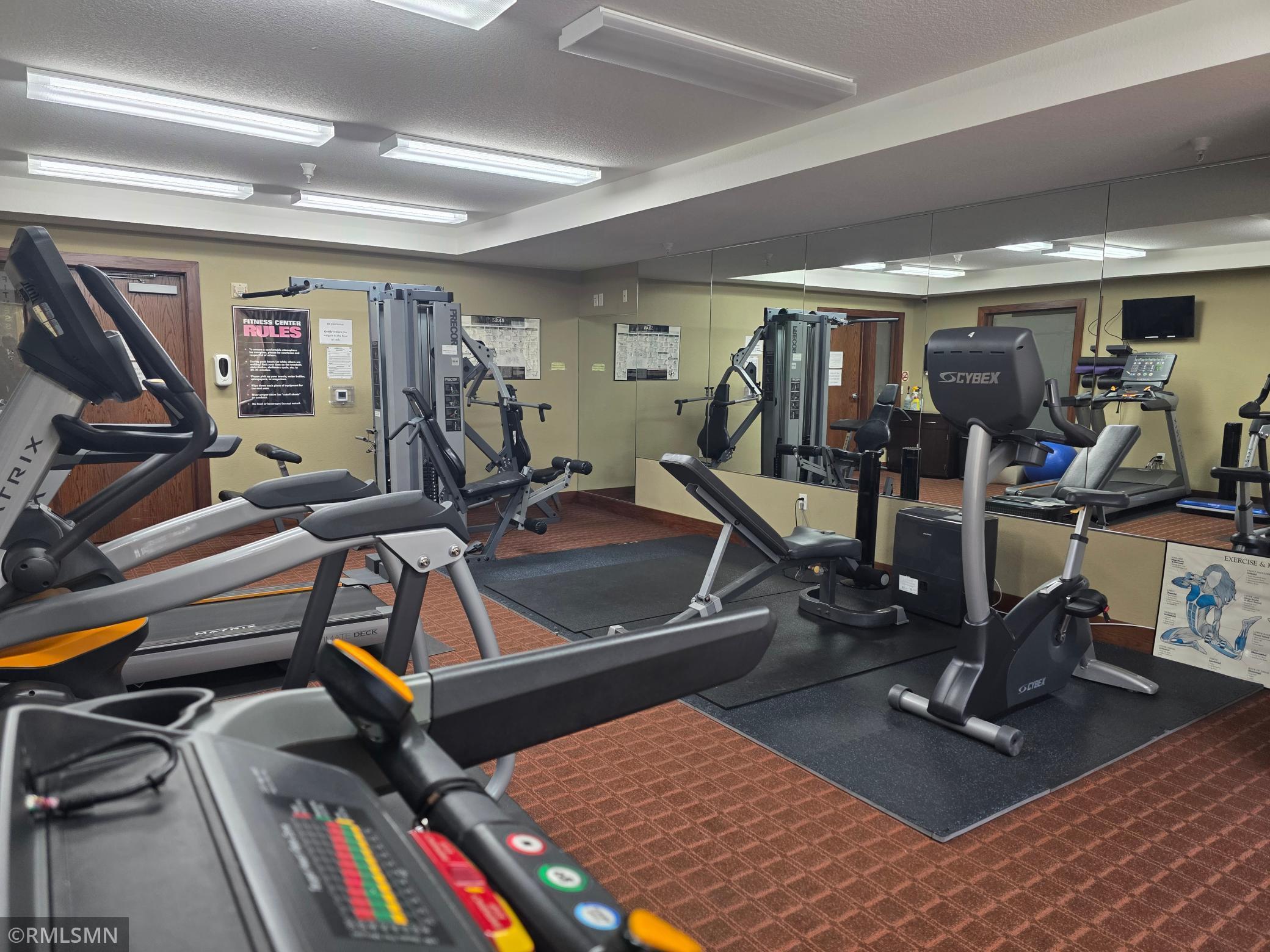 1800 Graham Avenue Unit: 411