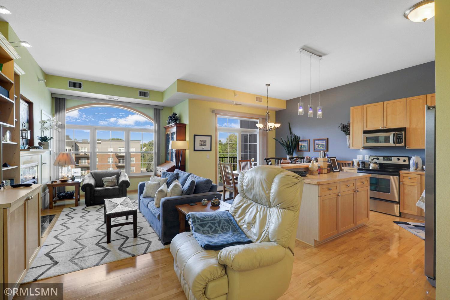 1800 Graham Avenue Unit: 411