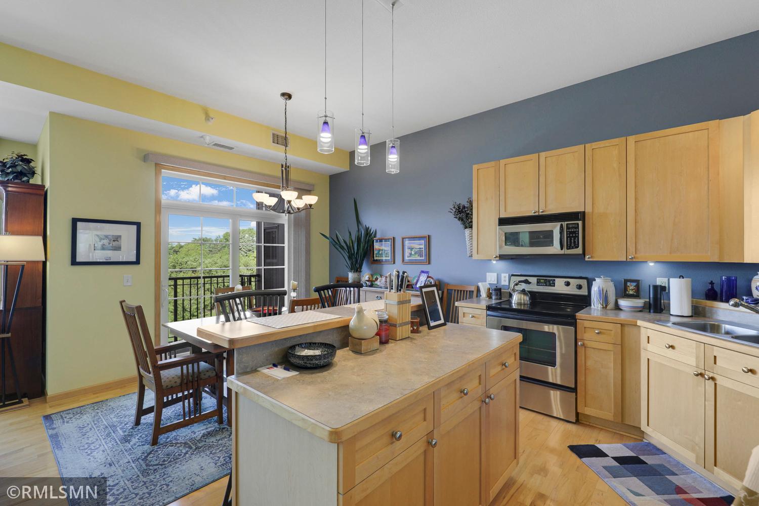 1800 Graham Avenue Unit: 411