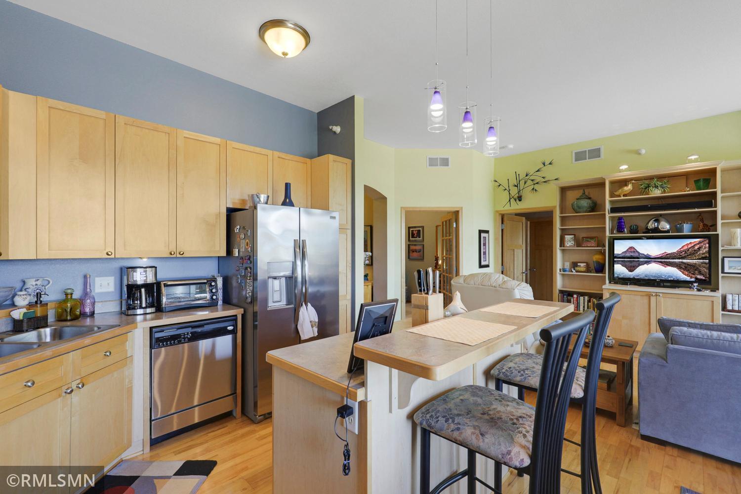 1800 Graham Avenue Unit: 411