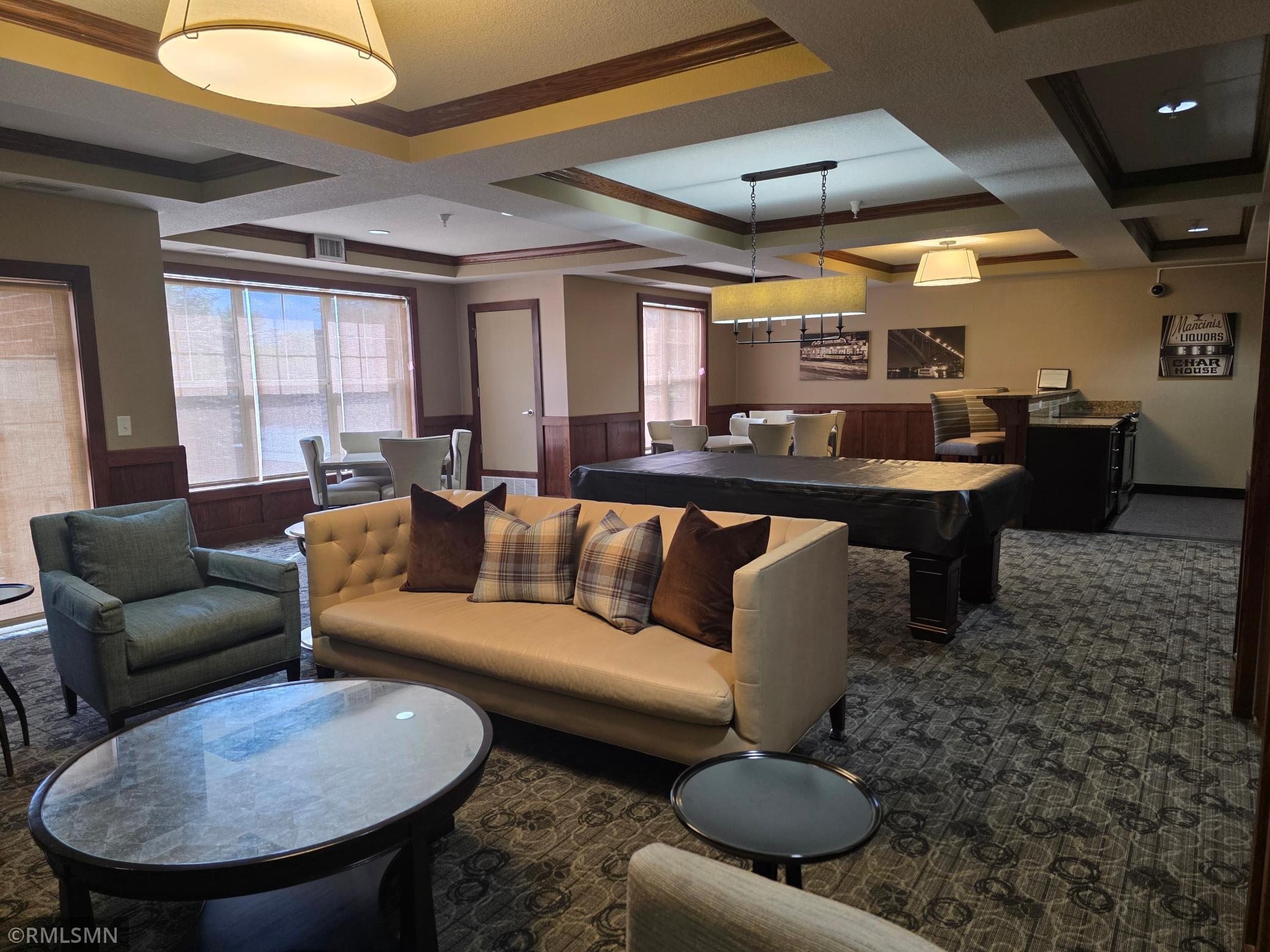 1800 Graham Avenue Unit: 411