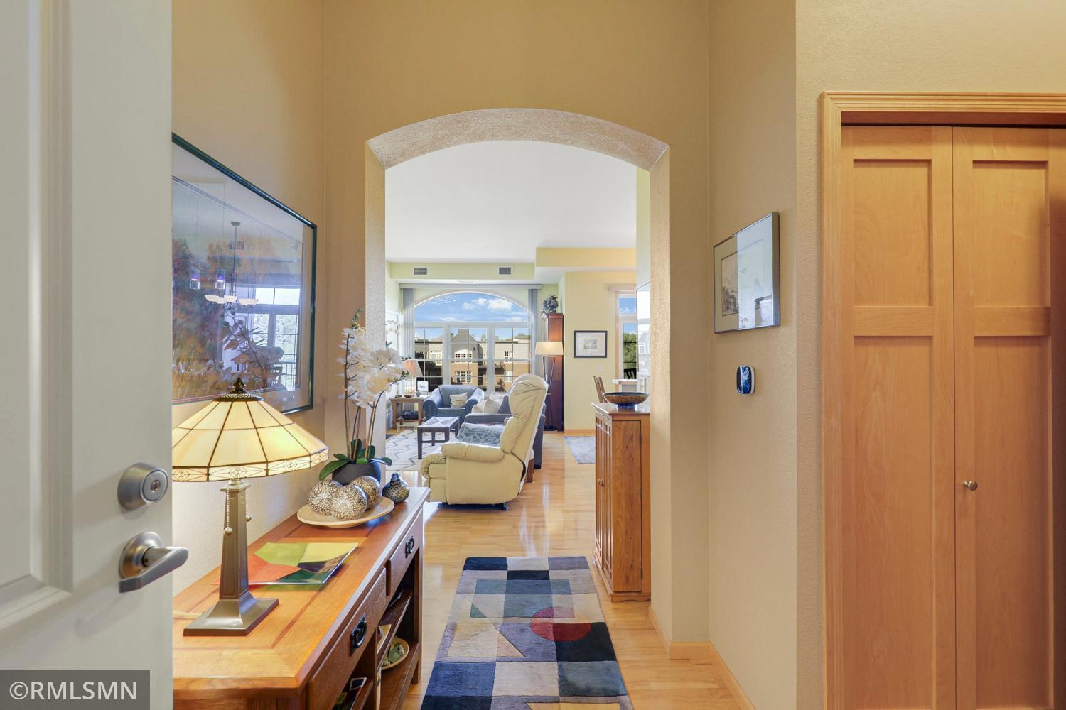 1800 Graham Avenue Unit: 411