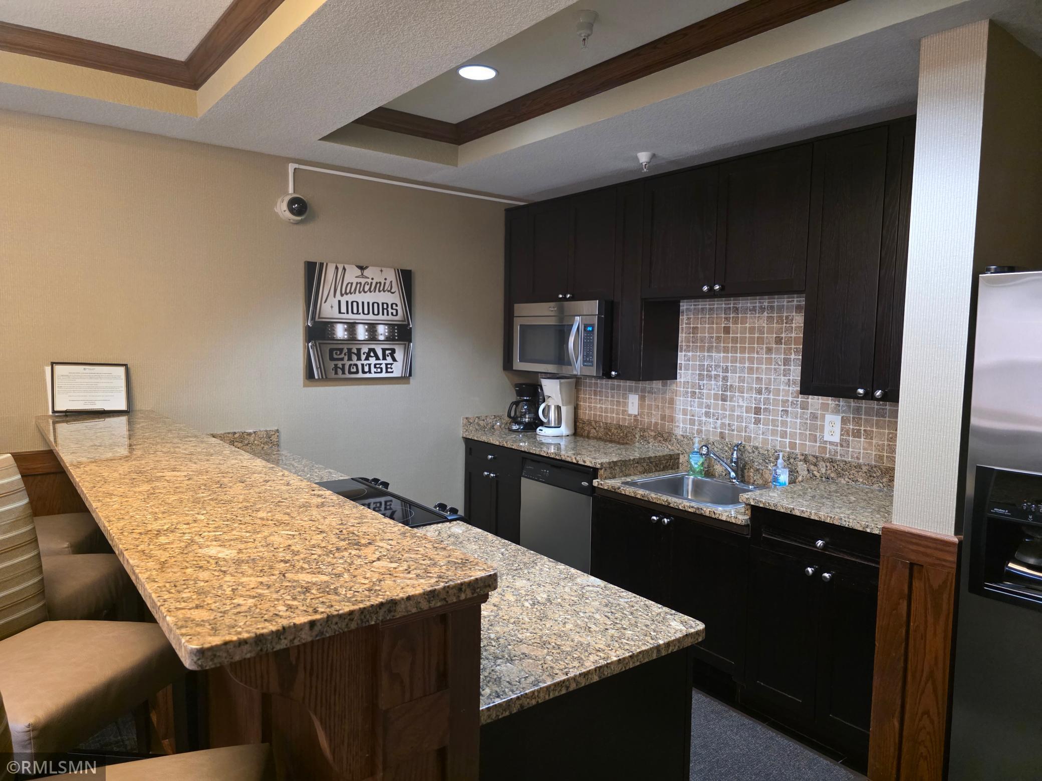 1800 Graham Avenue Unit: 411