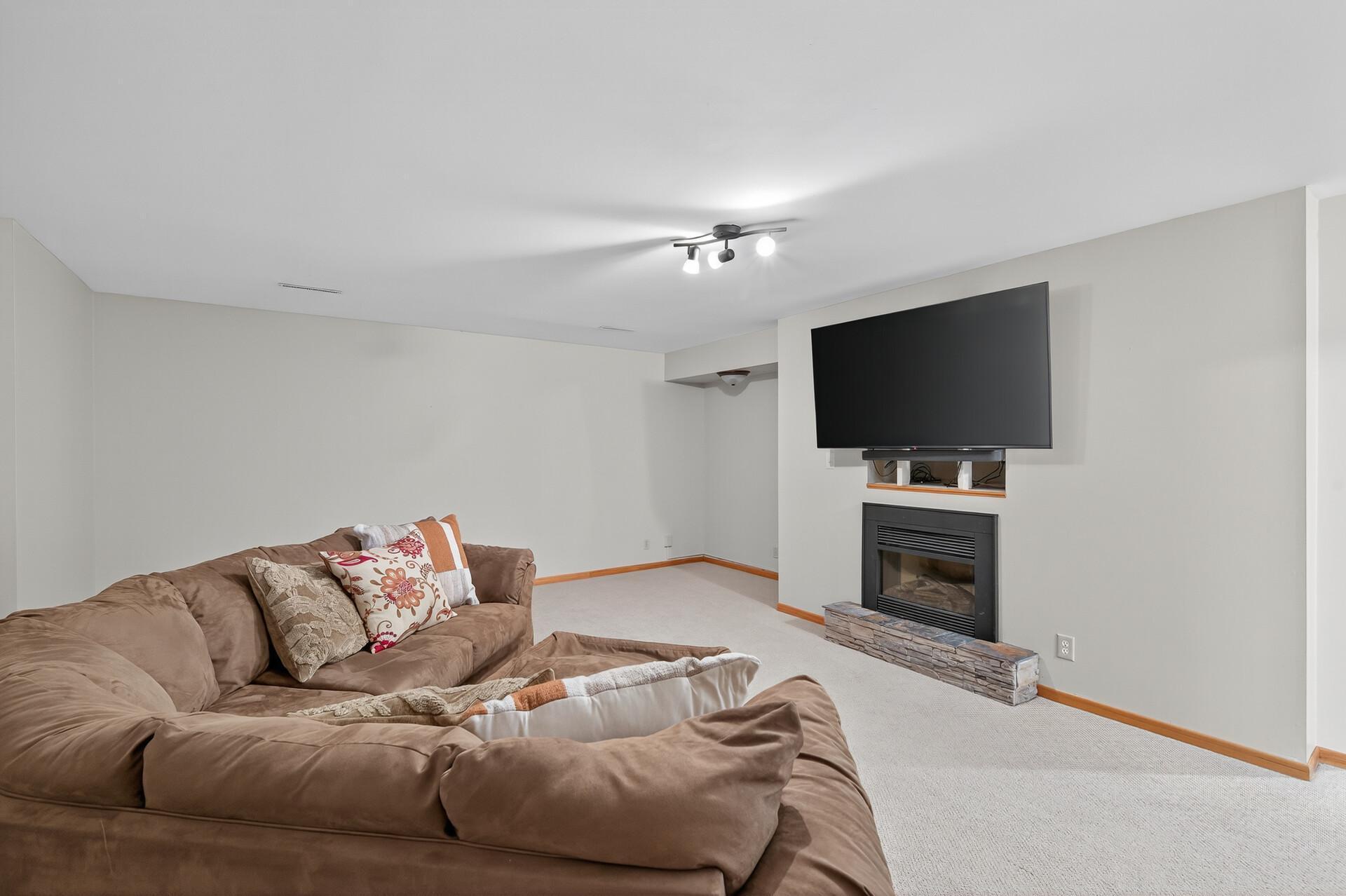 N6464 1323rd Street