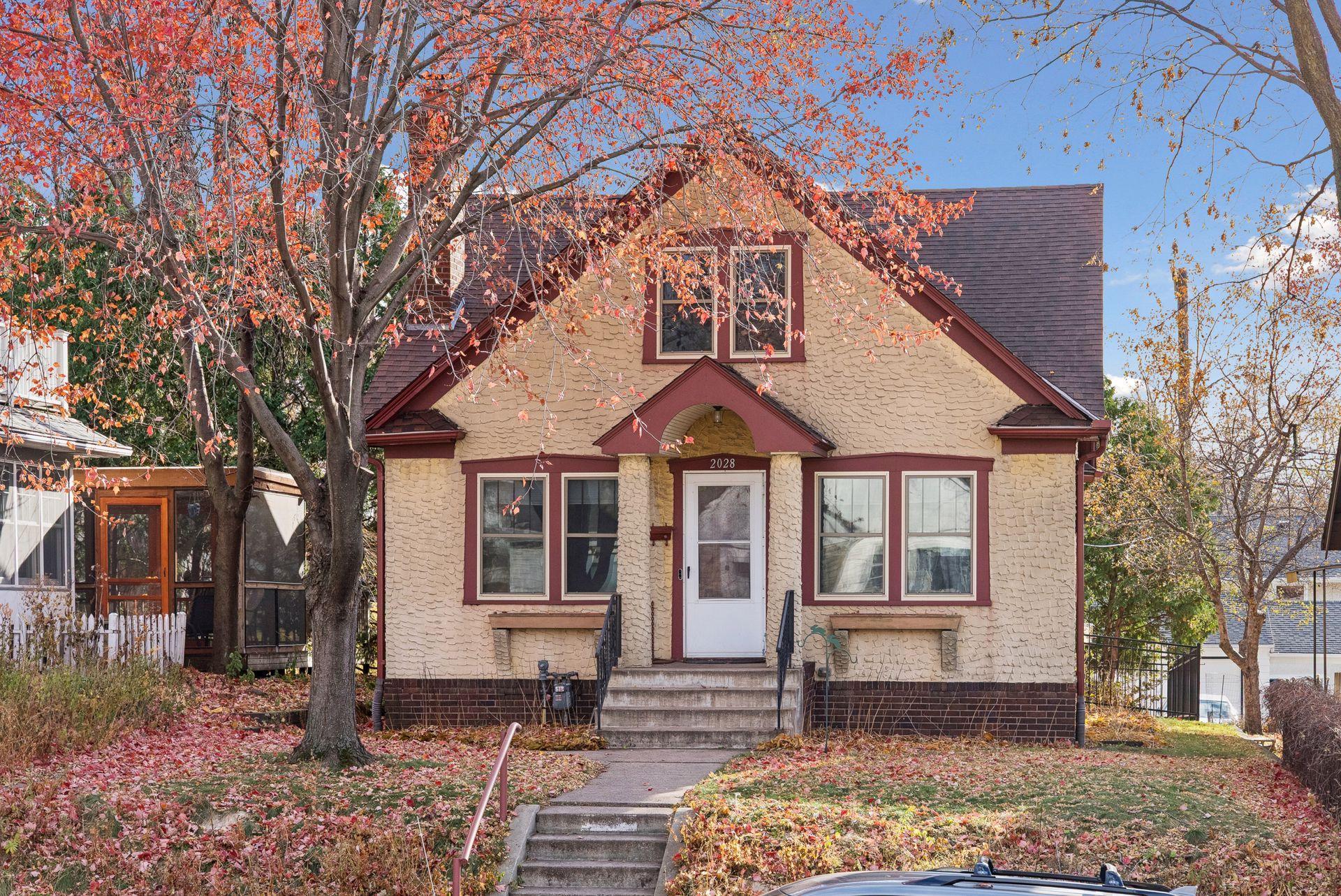 2028 James Avenue