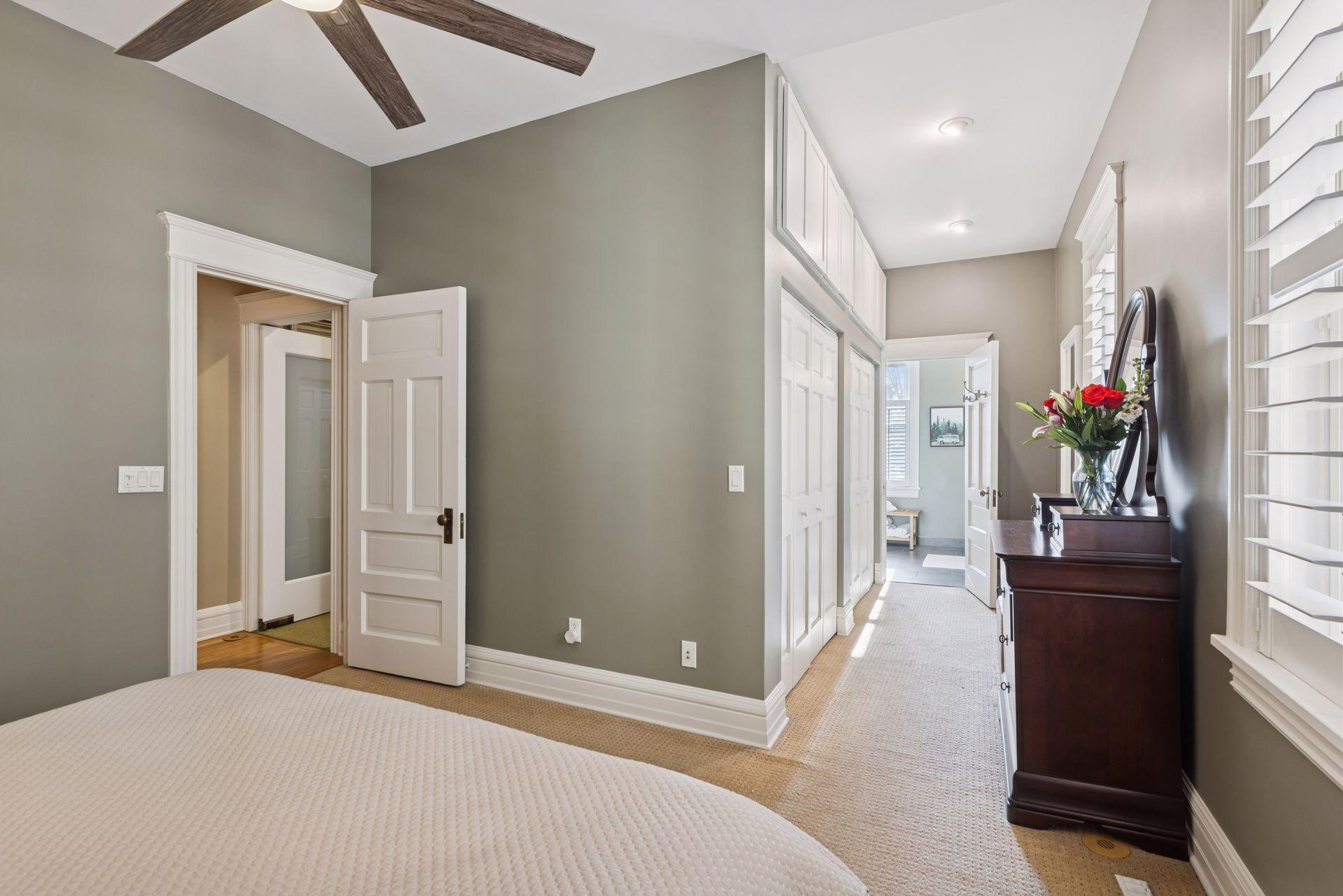 672 Summit Avenue Unit: 102