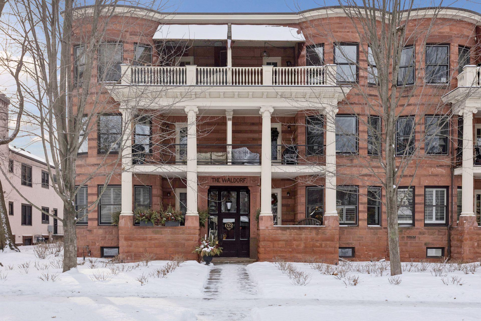 672 Summit Avenue Unit: 102