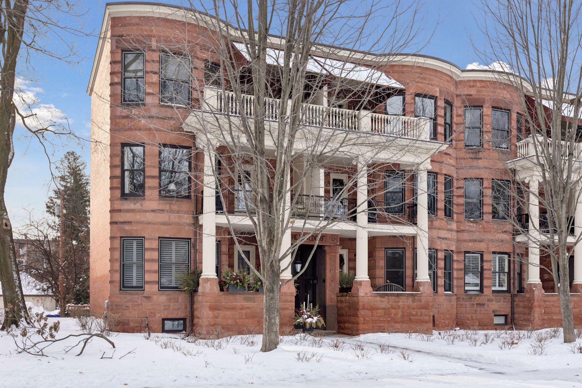 672 Summit Avenue Unit: 102