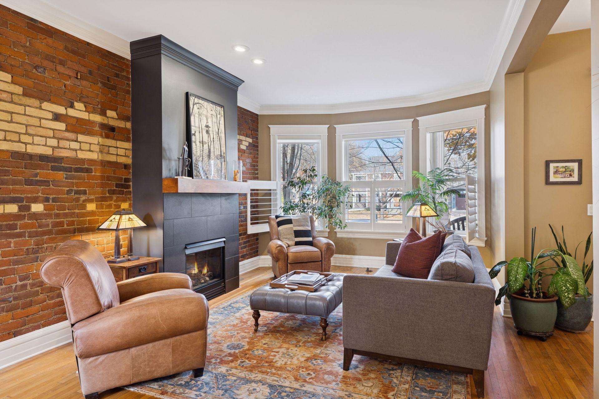 672 Summit Avenue Unit: 102