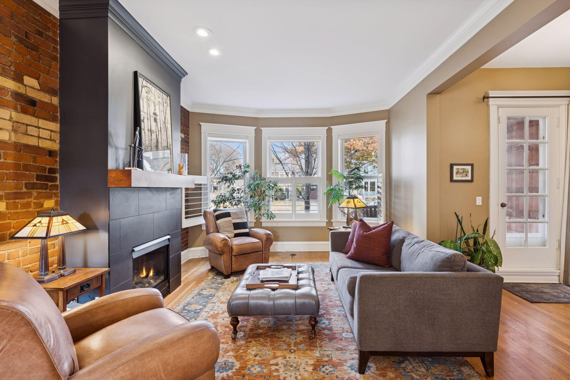 672 Summit Avenue Unit: 102