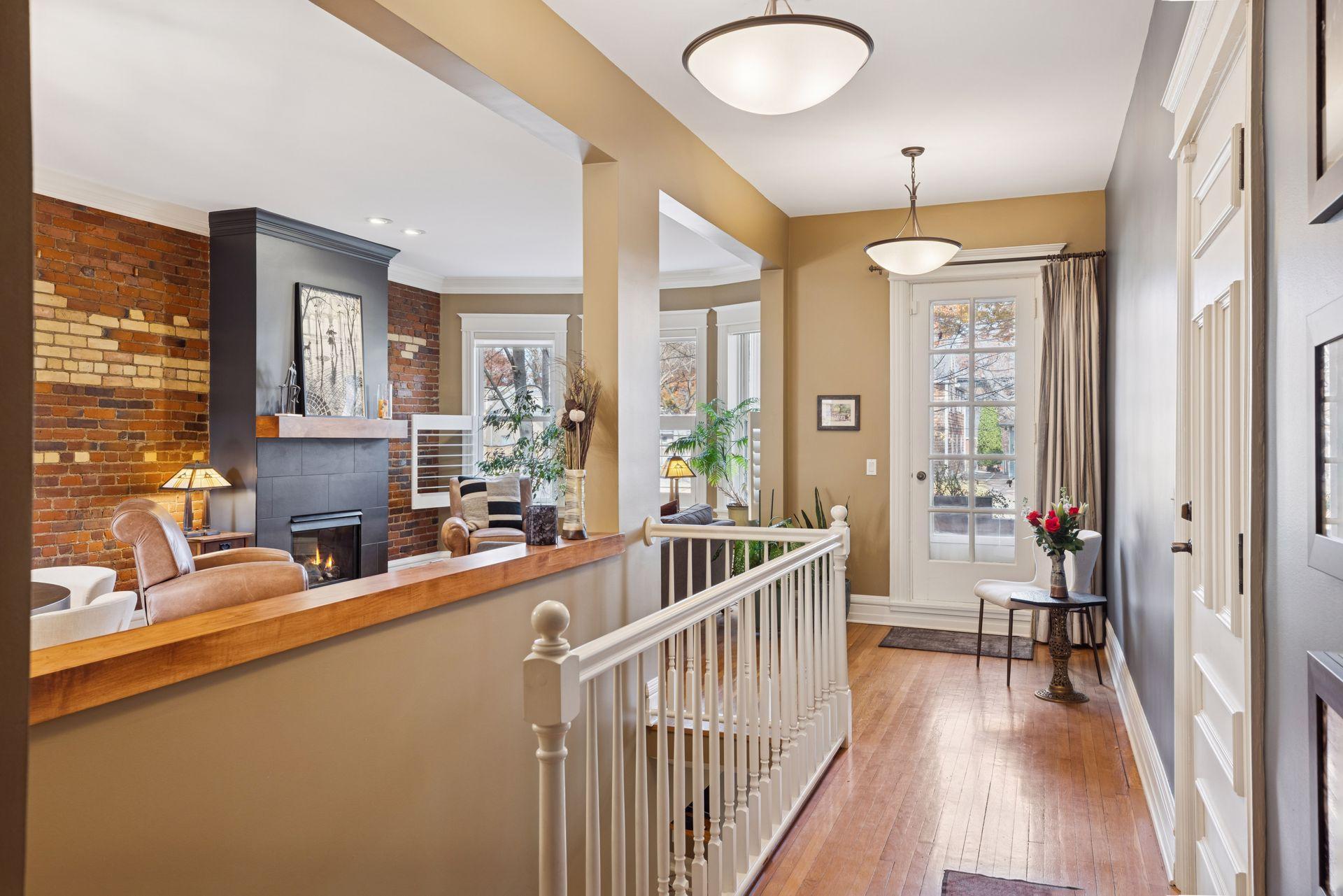 672 Summit Avenue Unit: 102