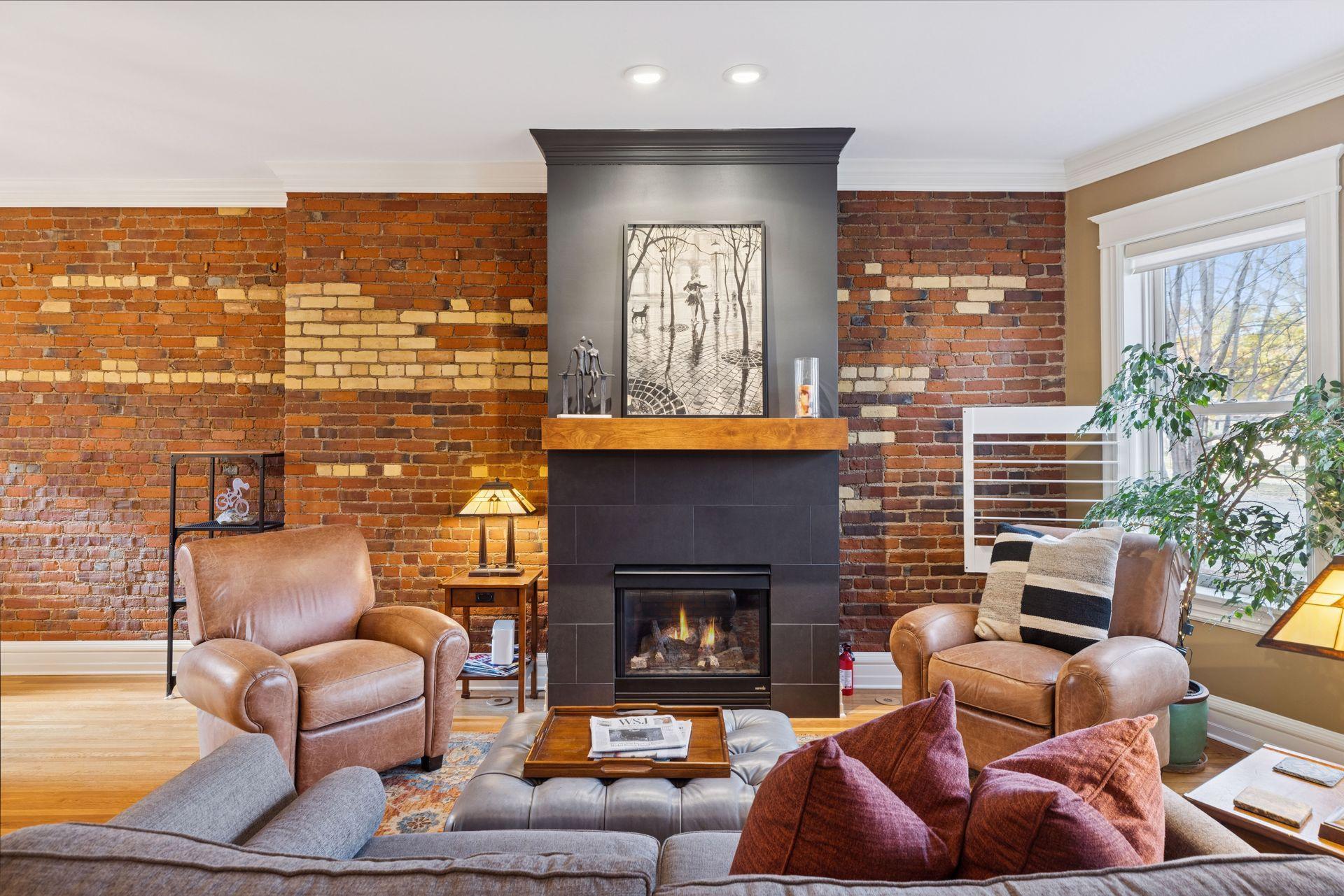 672 Summit Avenue Unit: 102