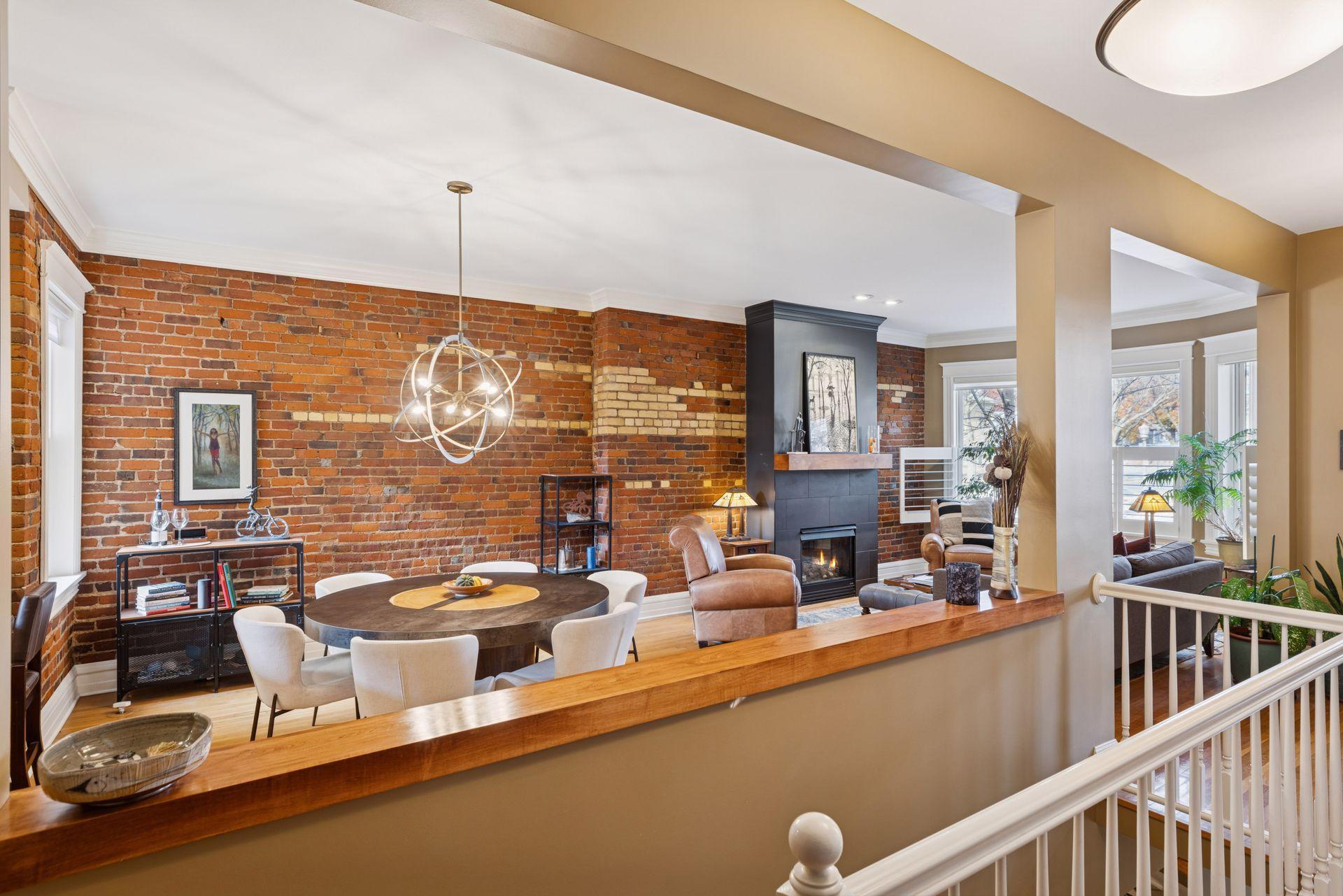 672 Summit Avenue Unit: 102