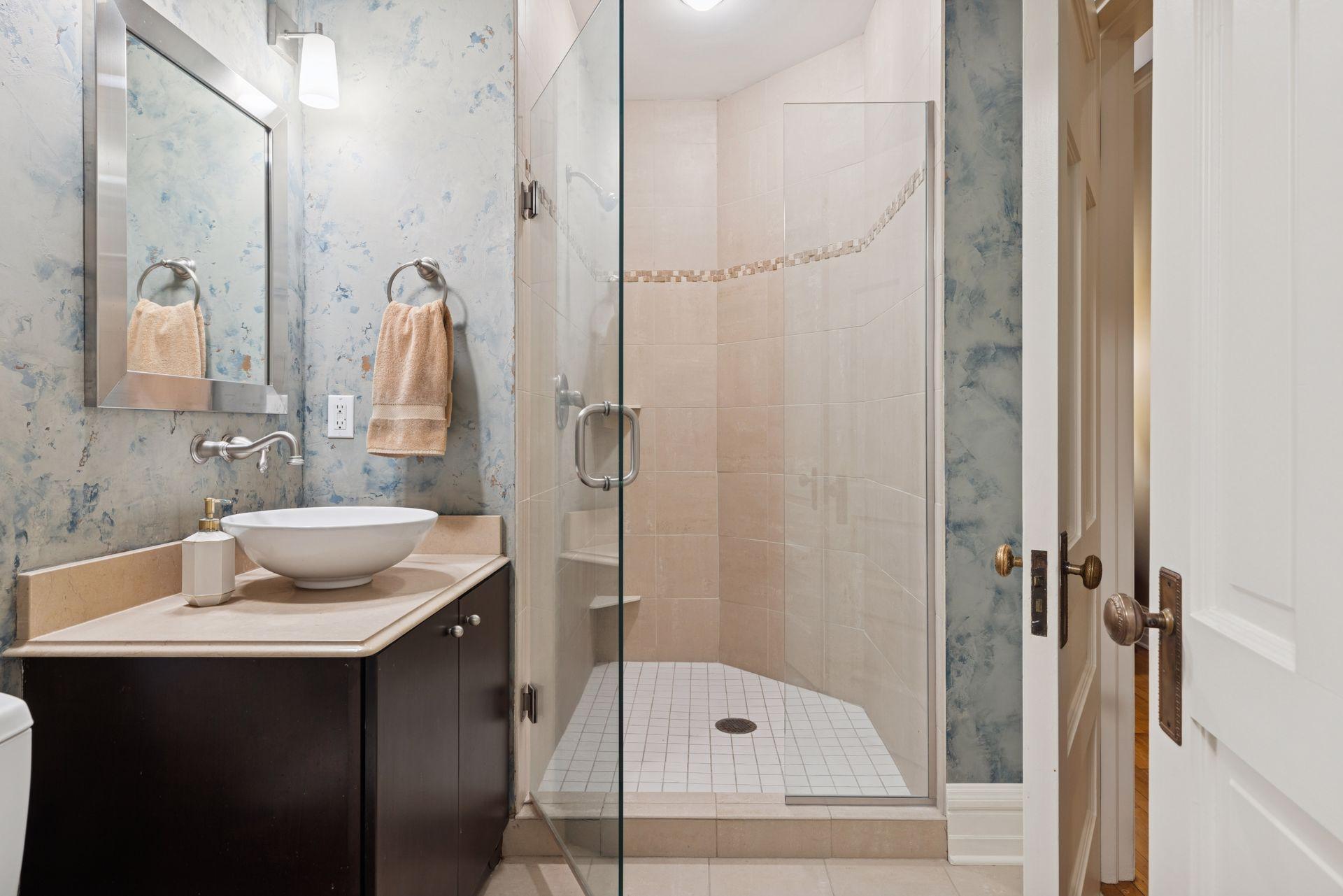 672 Summit Avenue Unit: 102