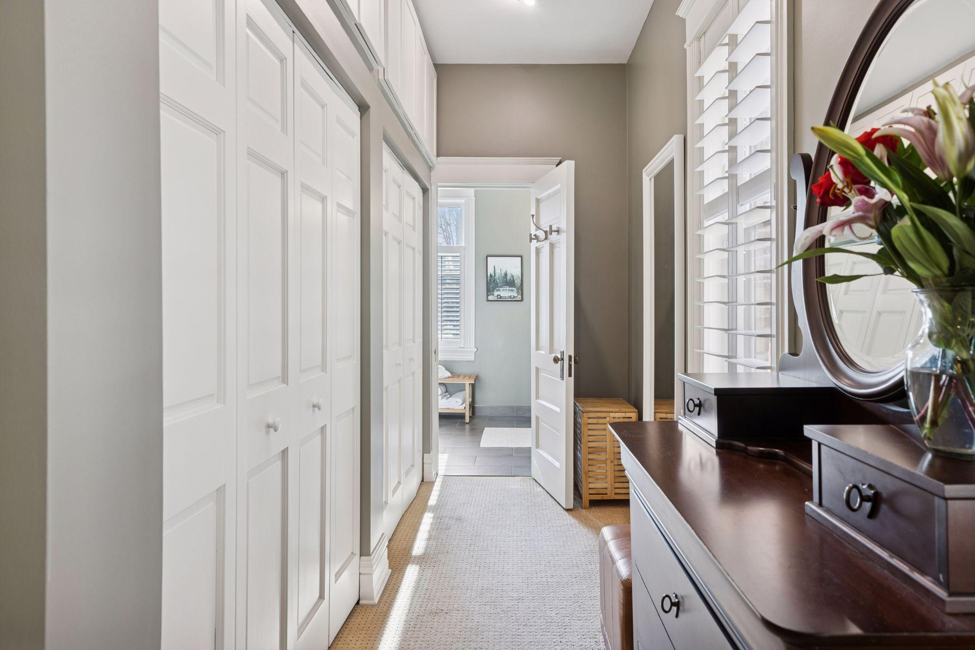 672 Summit Avenue Unit: 102