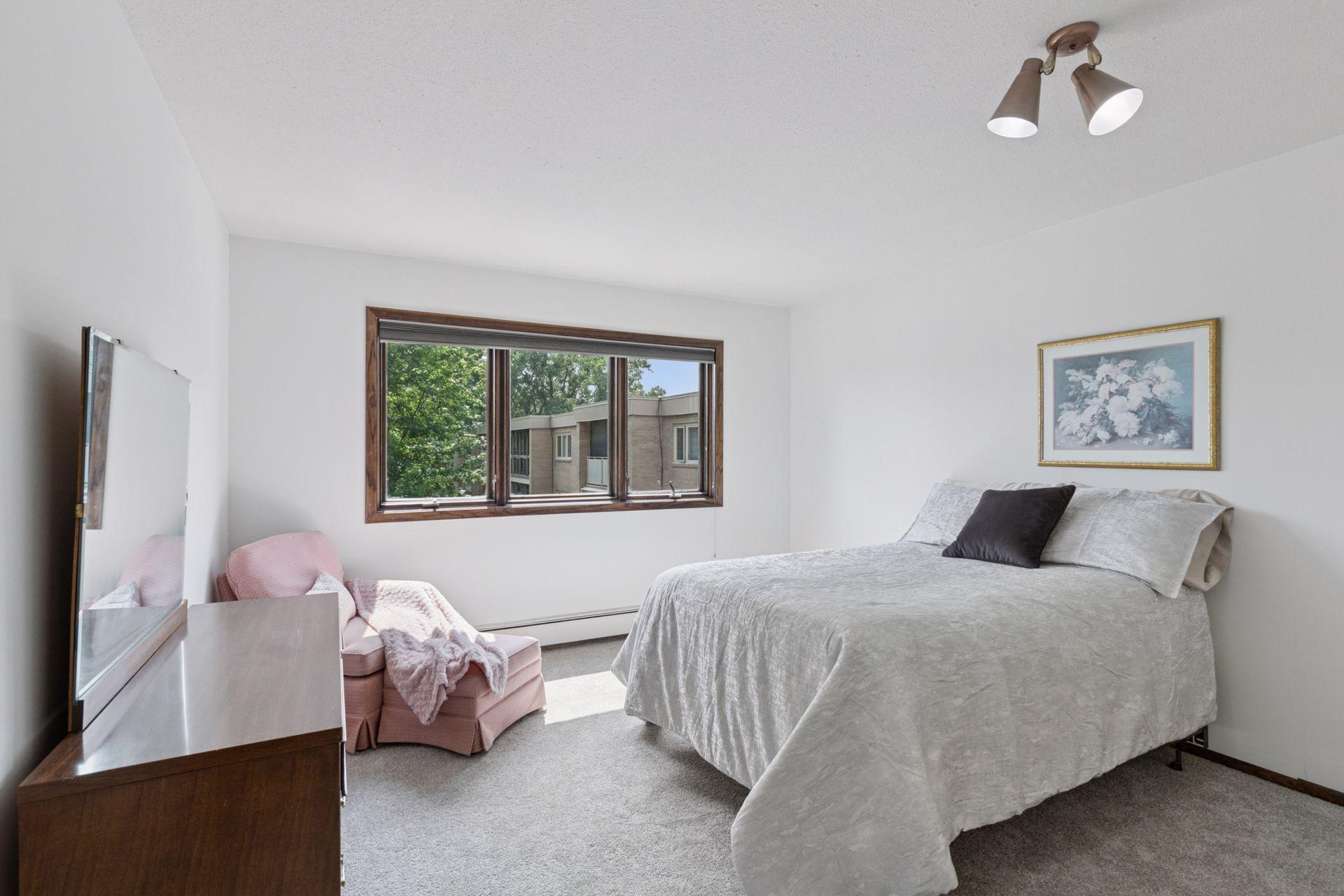 4360 Brookside Court Unit: 310