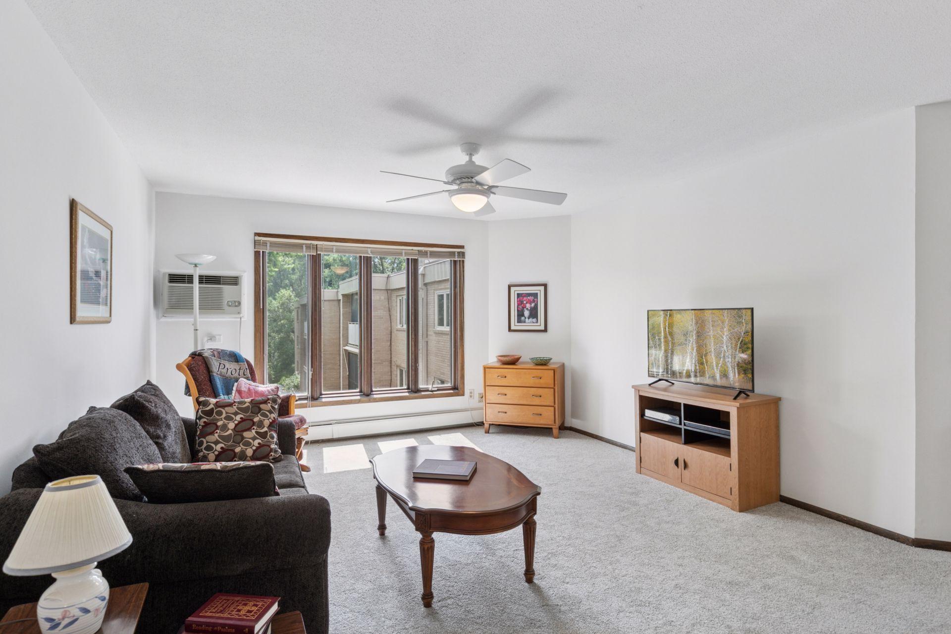 4360 Brookside Court Unit: 310