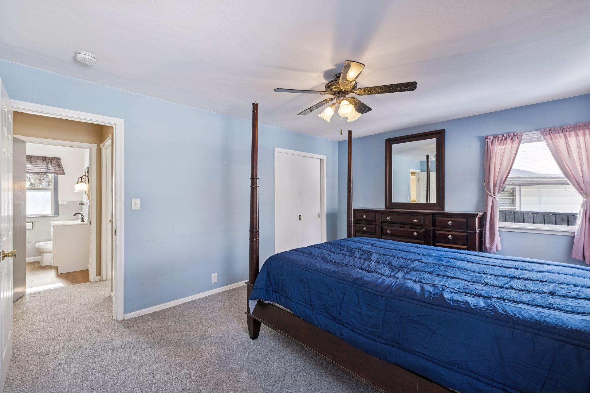 1947 Yorkshire Court