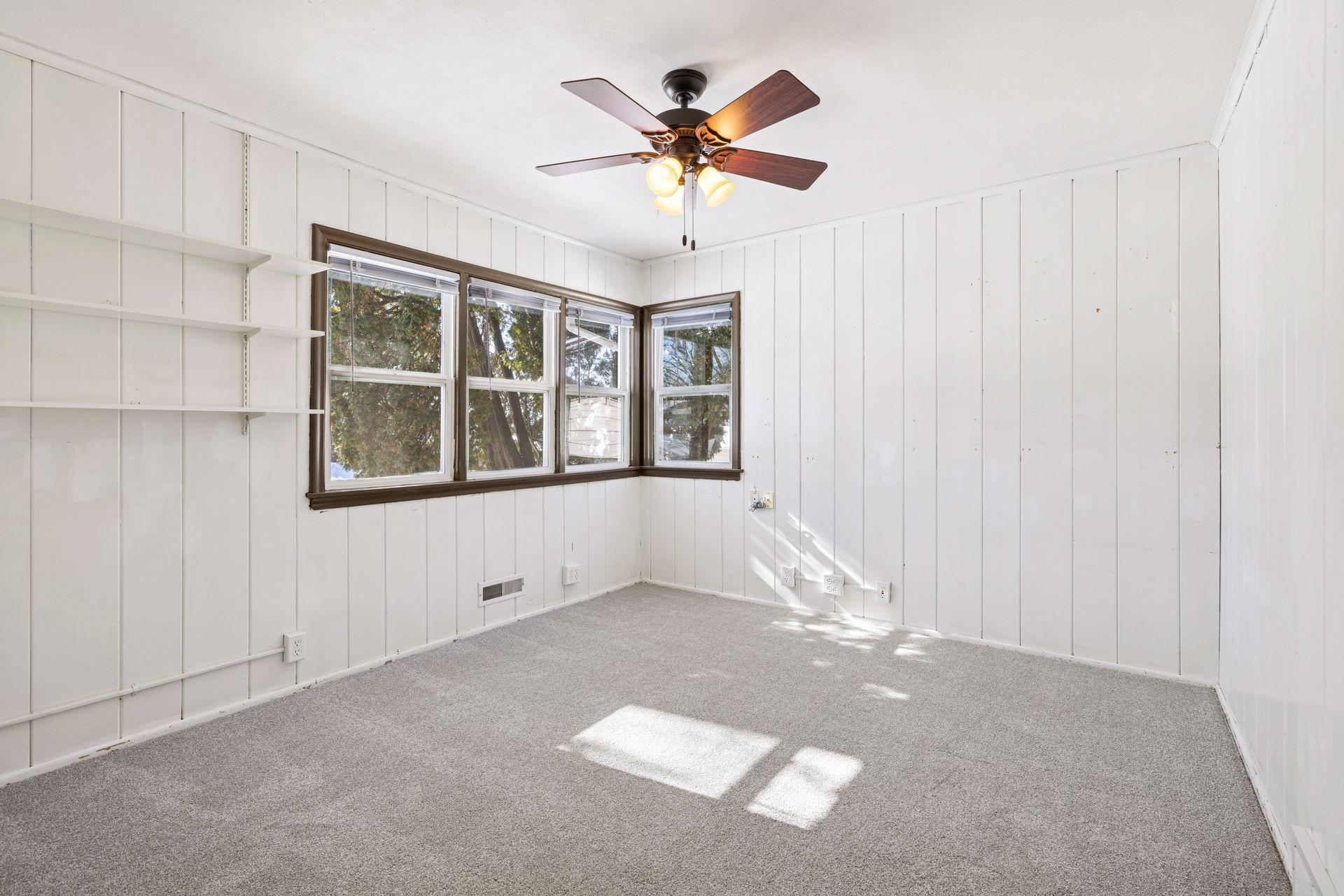 1947 Yorkshire Court