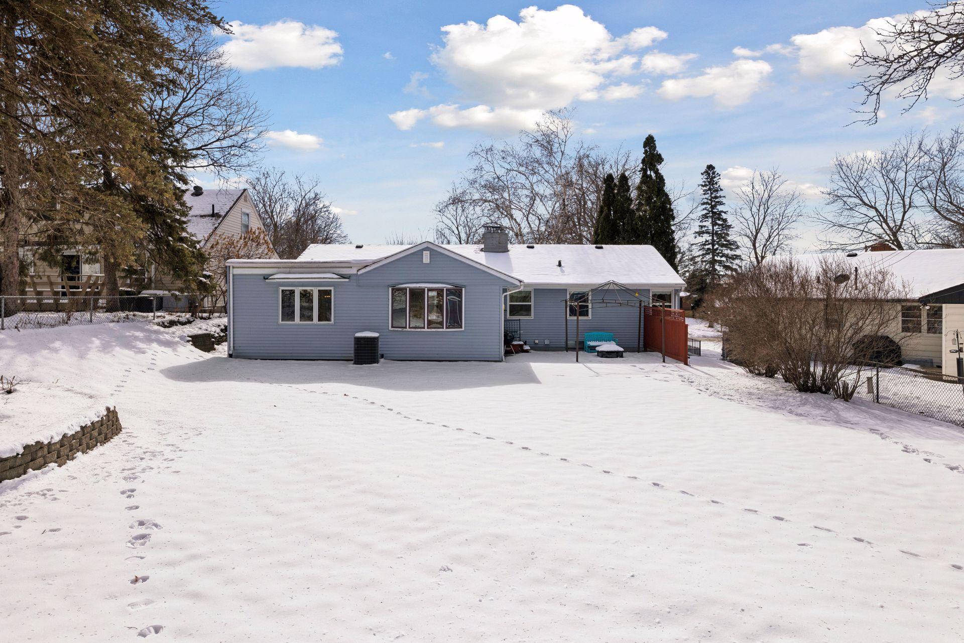 1947 Yorkshire Court