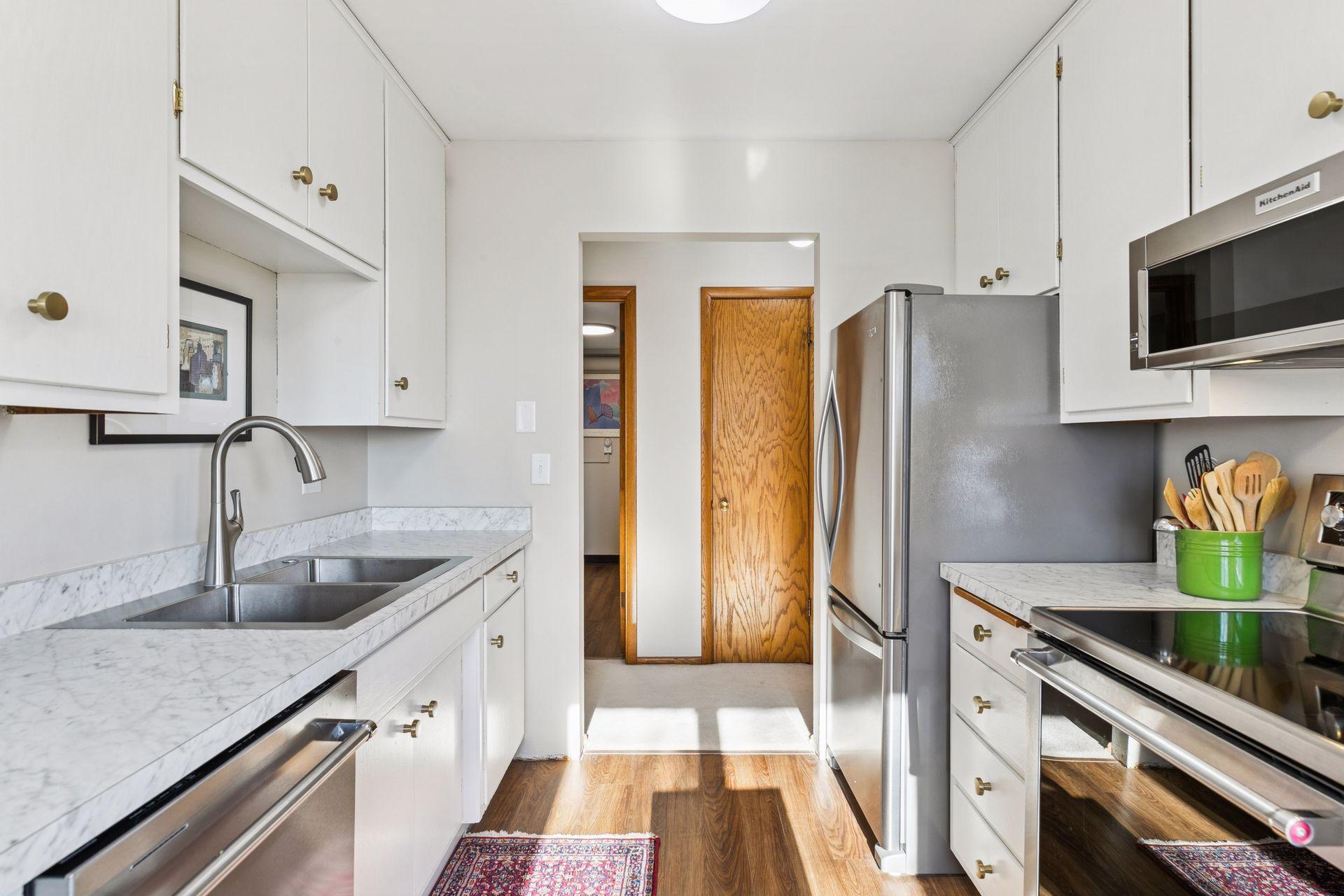 100 Imperial Drive W Unit: 404