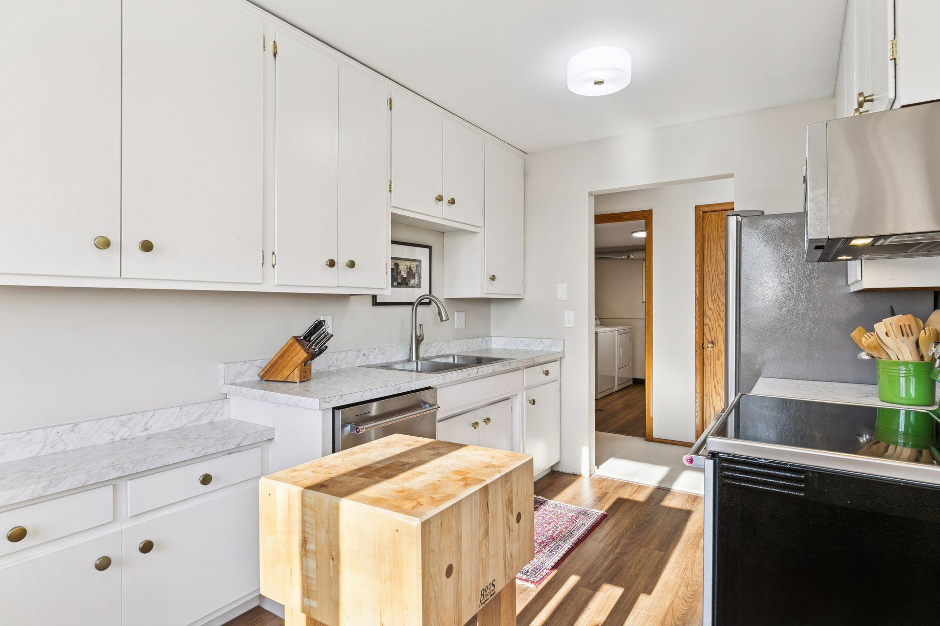 100 Imperial Drive W Unit: 404