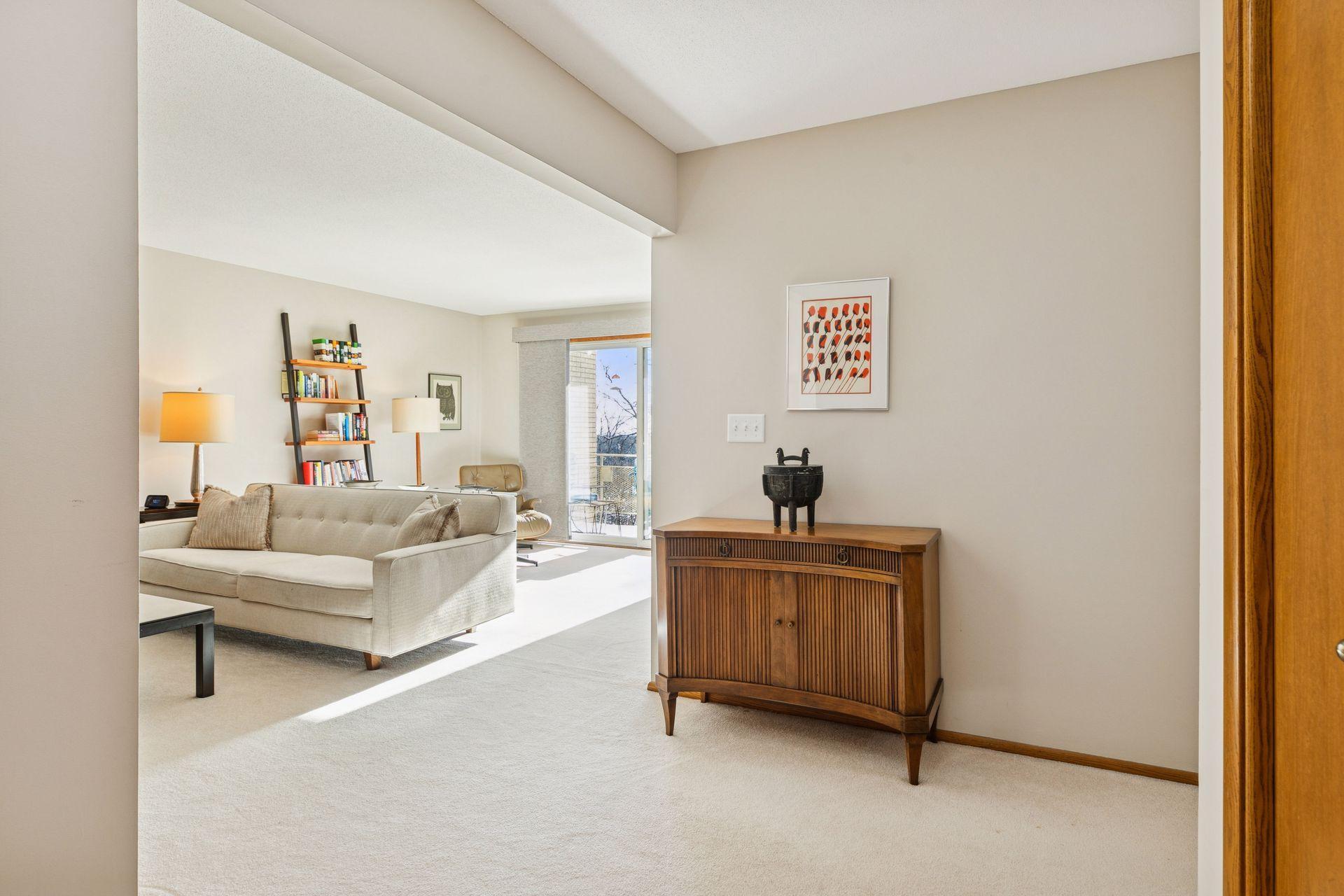 100 Imperial Drive W Unit: 404