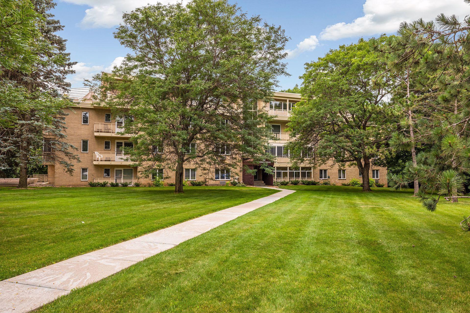 100 Imperial Drive W Unit: 404